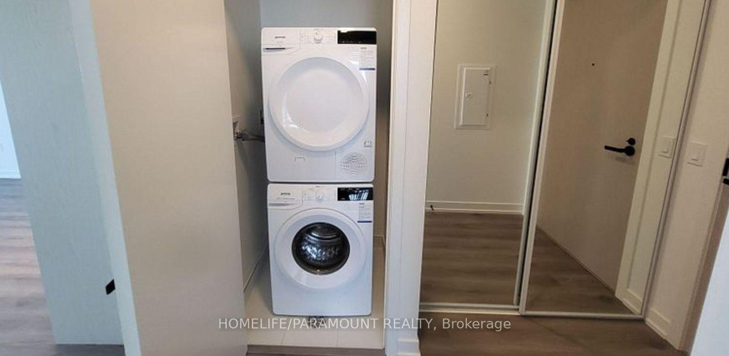 Photo 15 of Unit 1705, 28 Interchange Way, Vaughan, Vaughan Corporate Centre — HOMEH