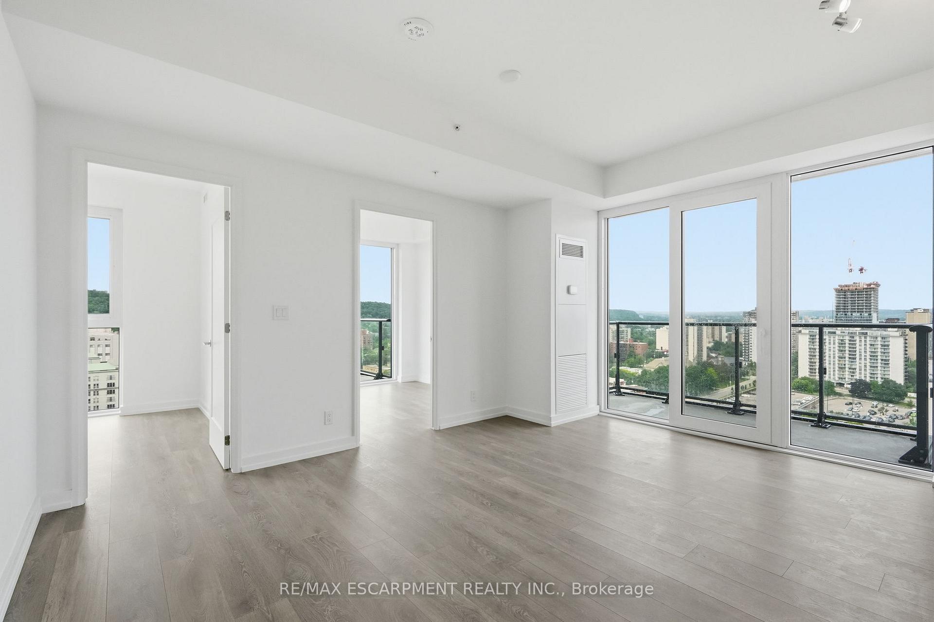 Photo 11 of Unit 2113, 75 James Street S, Hamilton, Durand — HOMEH
