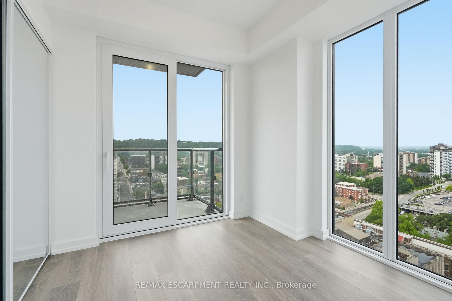 Photo 12 of Unit 2113, 75 James Street S, Hamilton, Durand — HOMEH