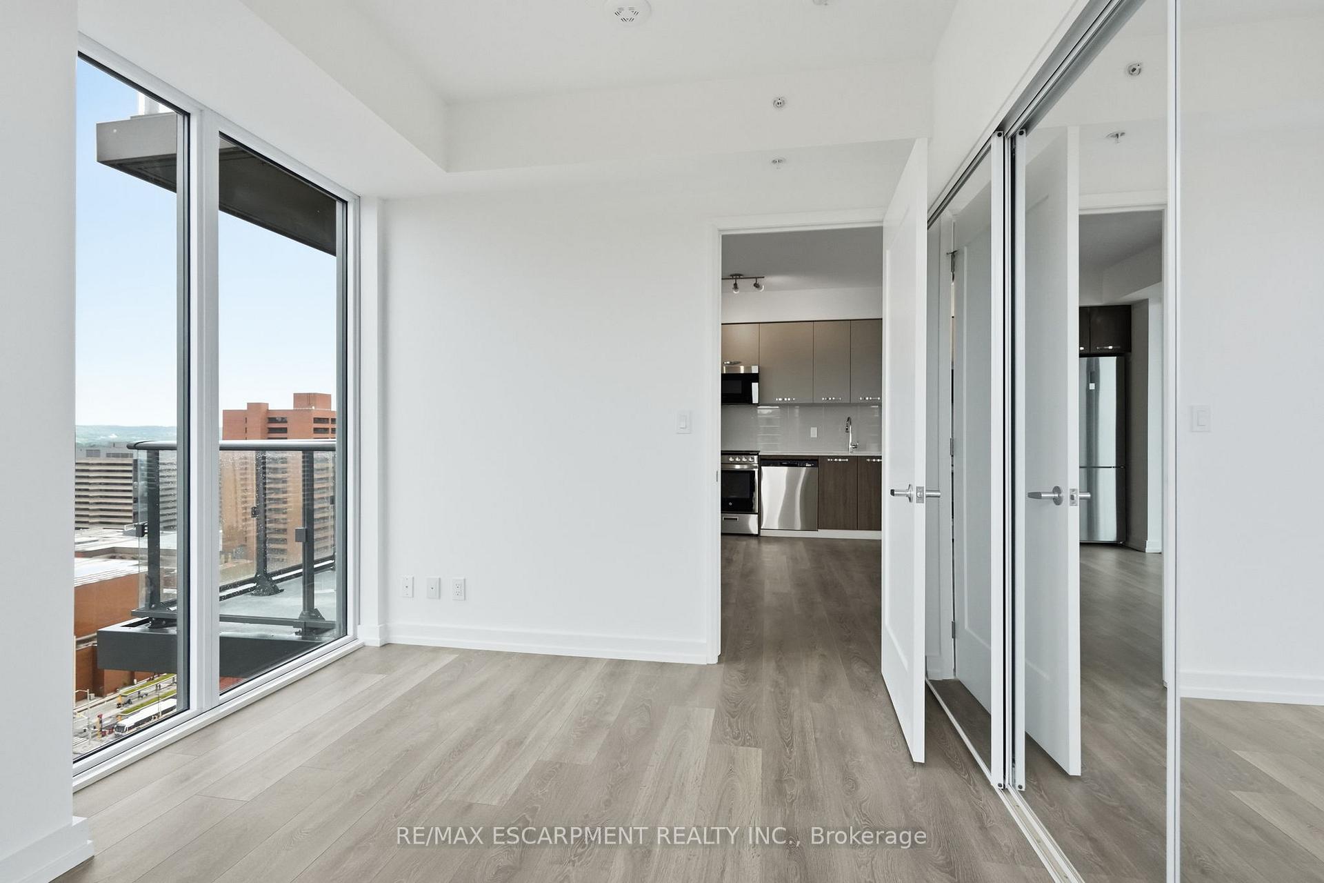 Photo 13 of Unit 2113, 75 James Street S, Hamilton, Durand — HOMEH