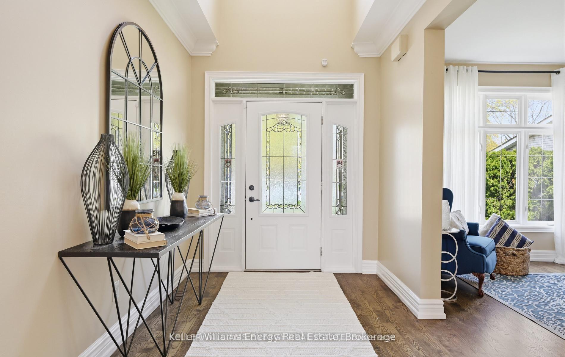Photo 6 of 768 Duchess Drive, Mississauga, Lakeview — HOMEH