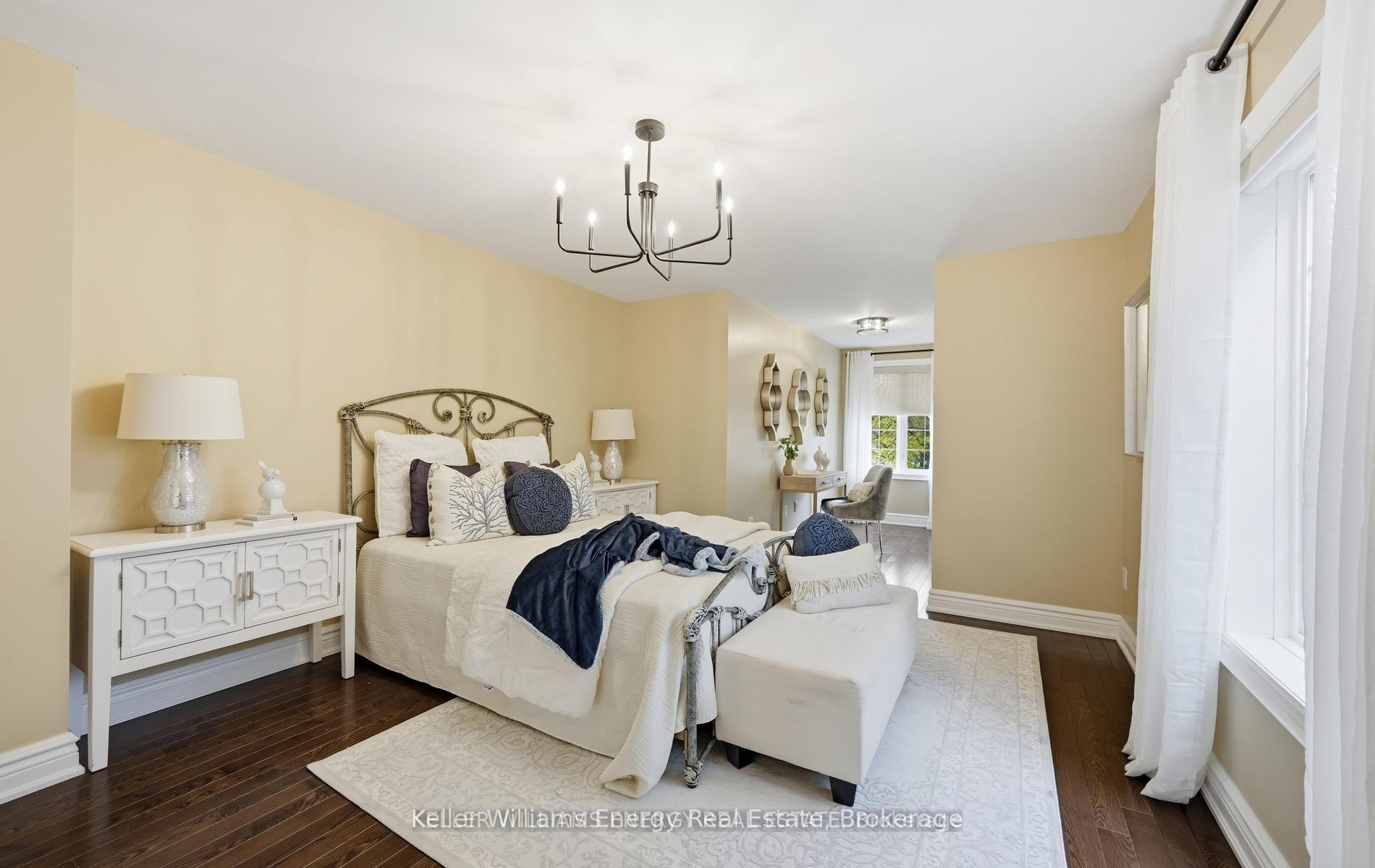 Photo 32 of 768 Duchess Drive, Mississauga, Lakeview — HOMEH