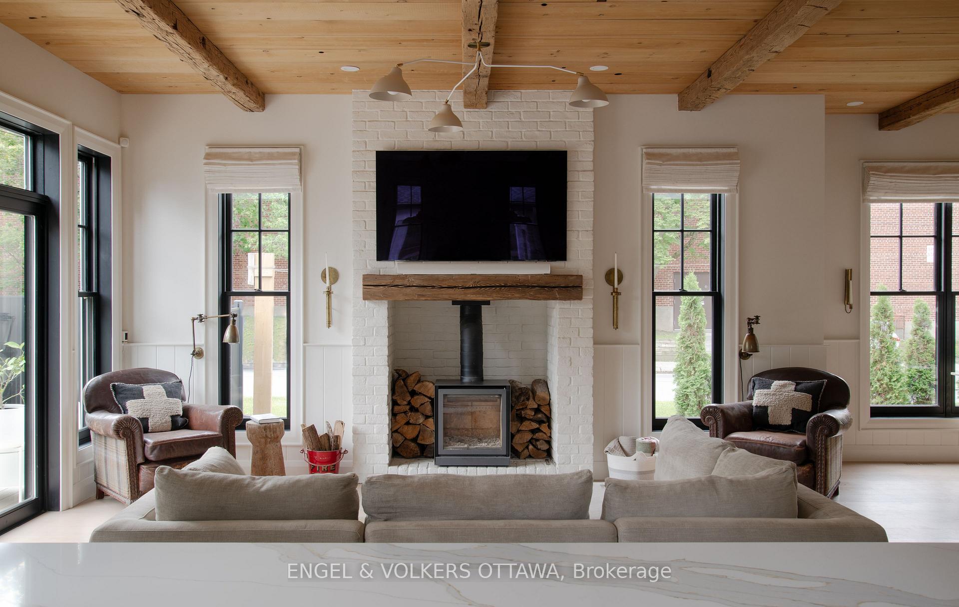 Photo 12 of 551 Hillcrest Avenue, Ottawa, McKellar/Highland — HOMEH