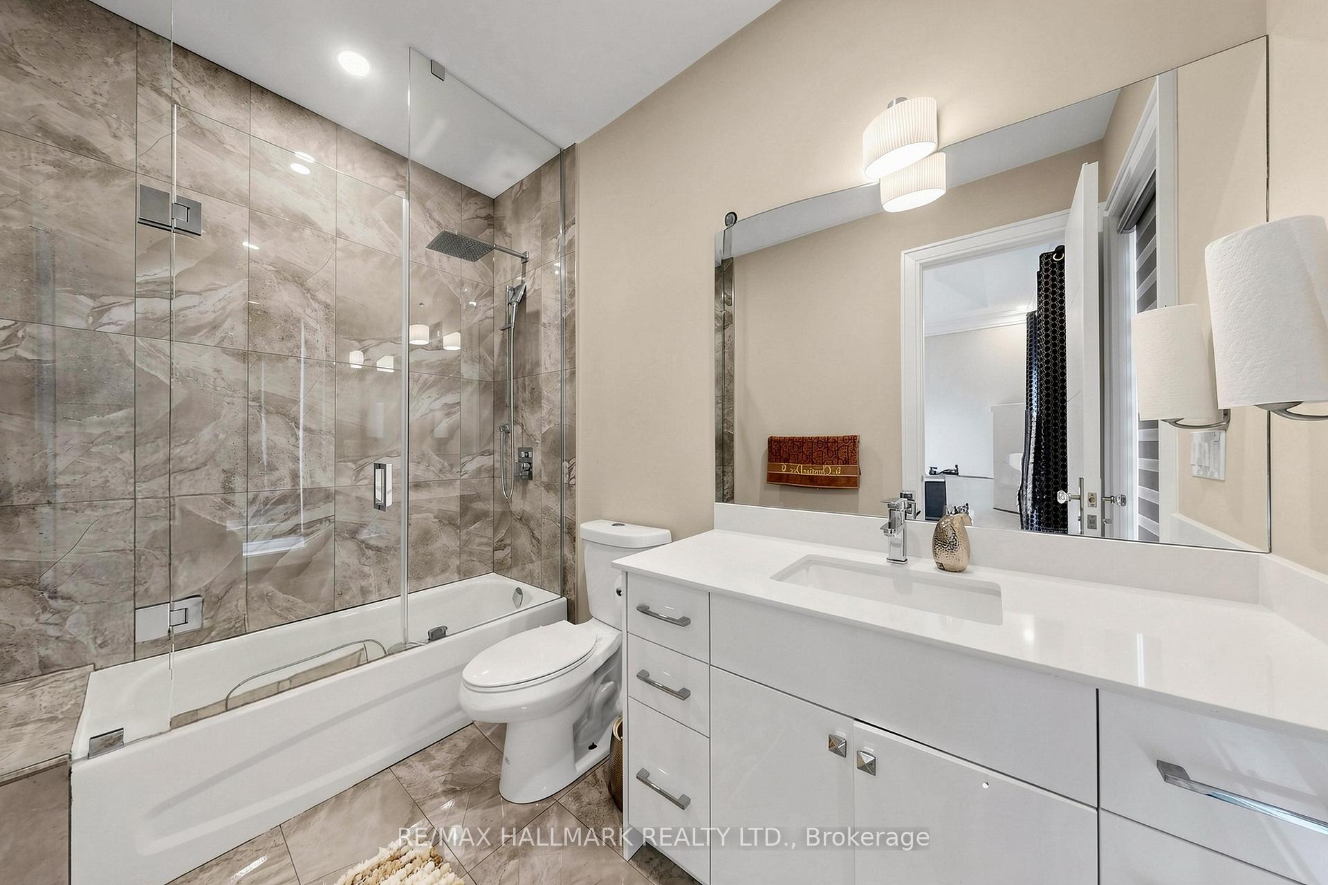Photo 35 of 901 Wingarden Crescent, Pickering, Dunbarton — HOMEH