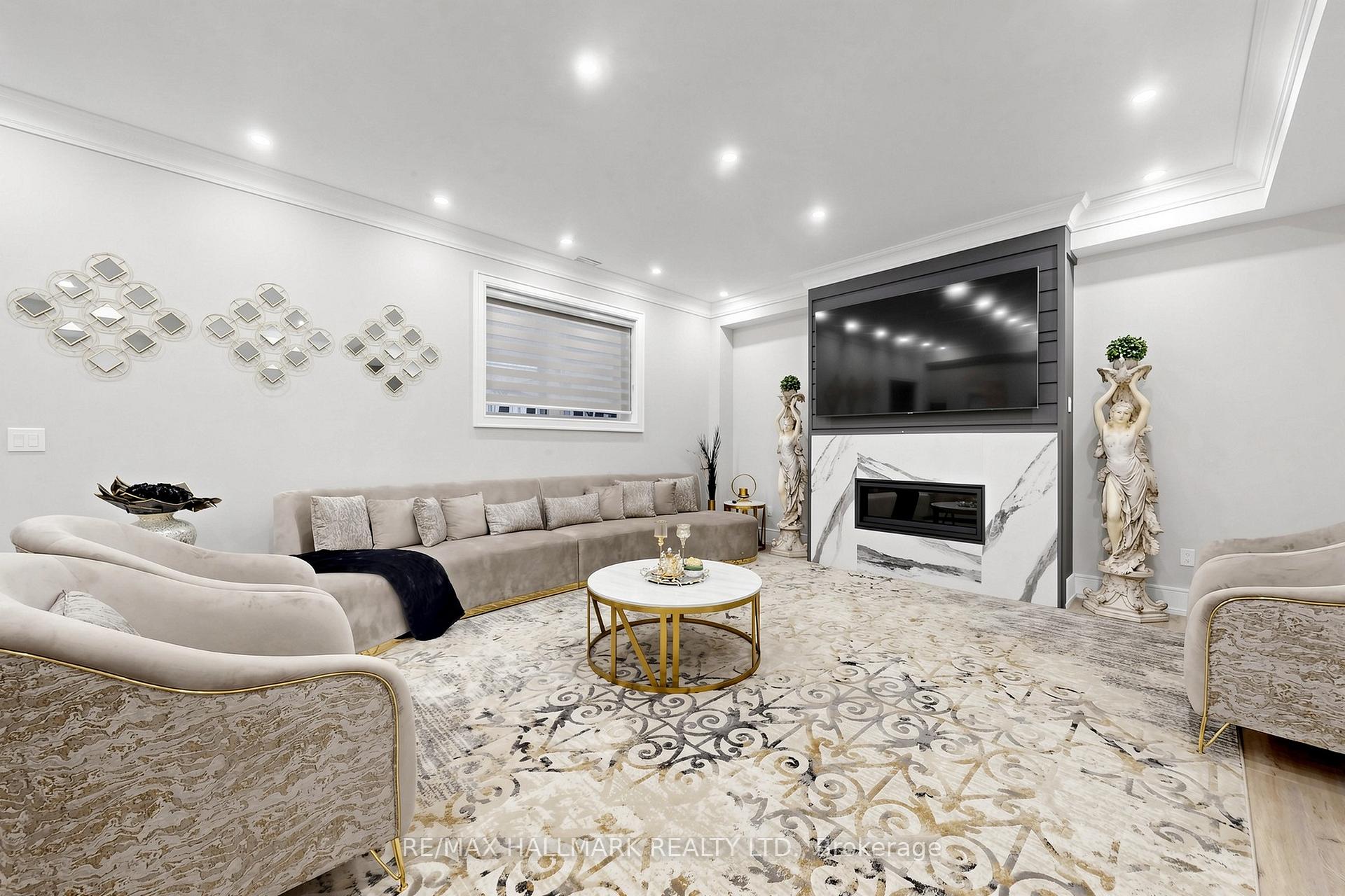 Photo 41 of 901 Wingarden Crescent, Pickering, Dunbarton — HOMEH