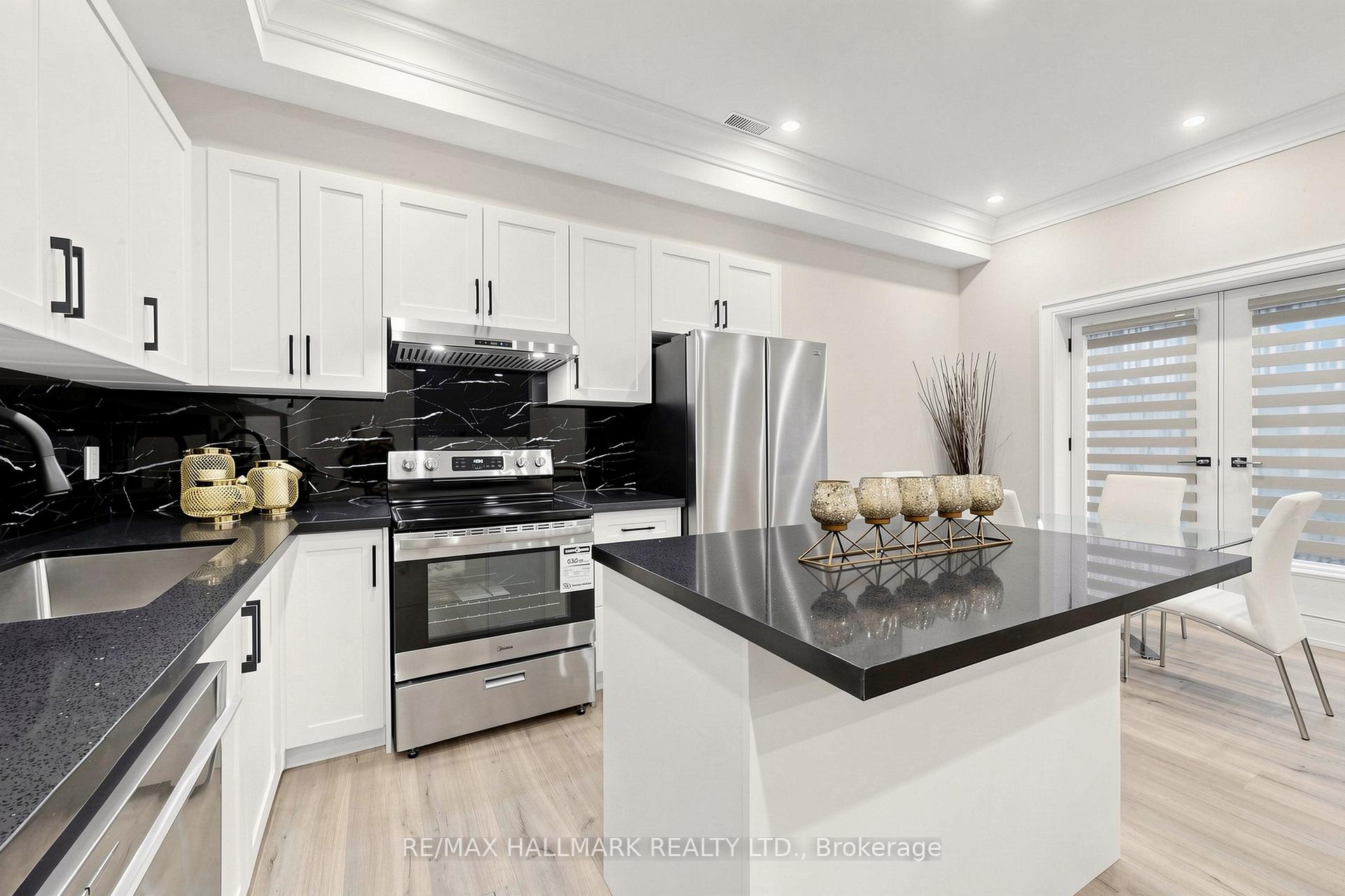 Photo 44 of 901 Wingarden Crescent, Pickering, Dunbarton — HOMEH
