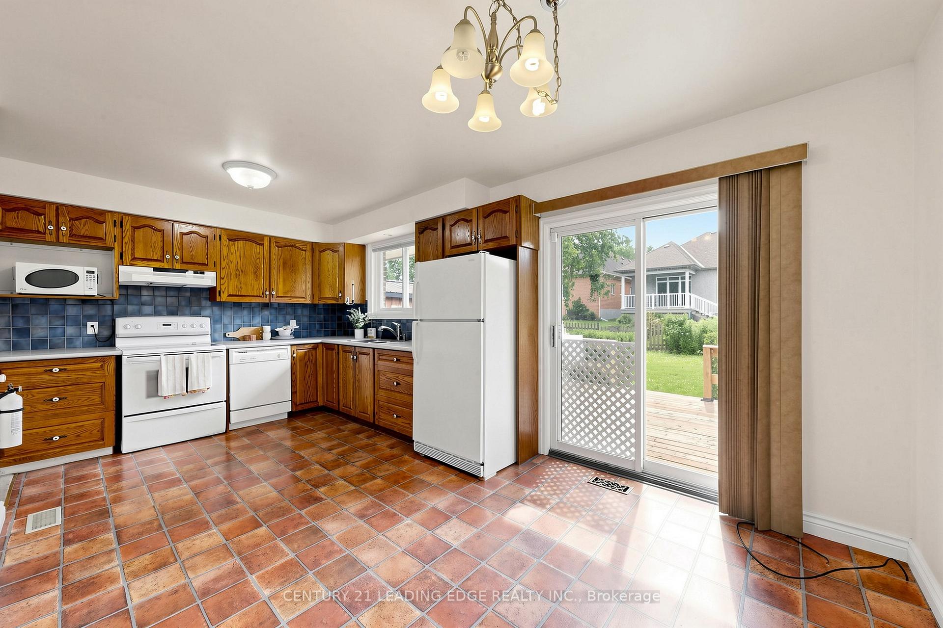 Photo 12 of 46 Ash Street, Scugog, Port Perry — HOMEH
