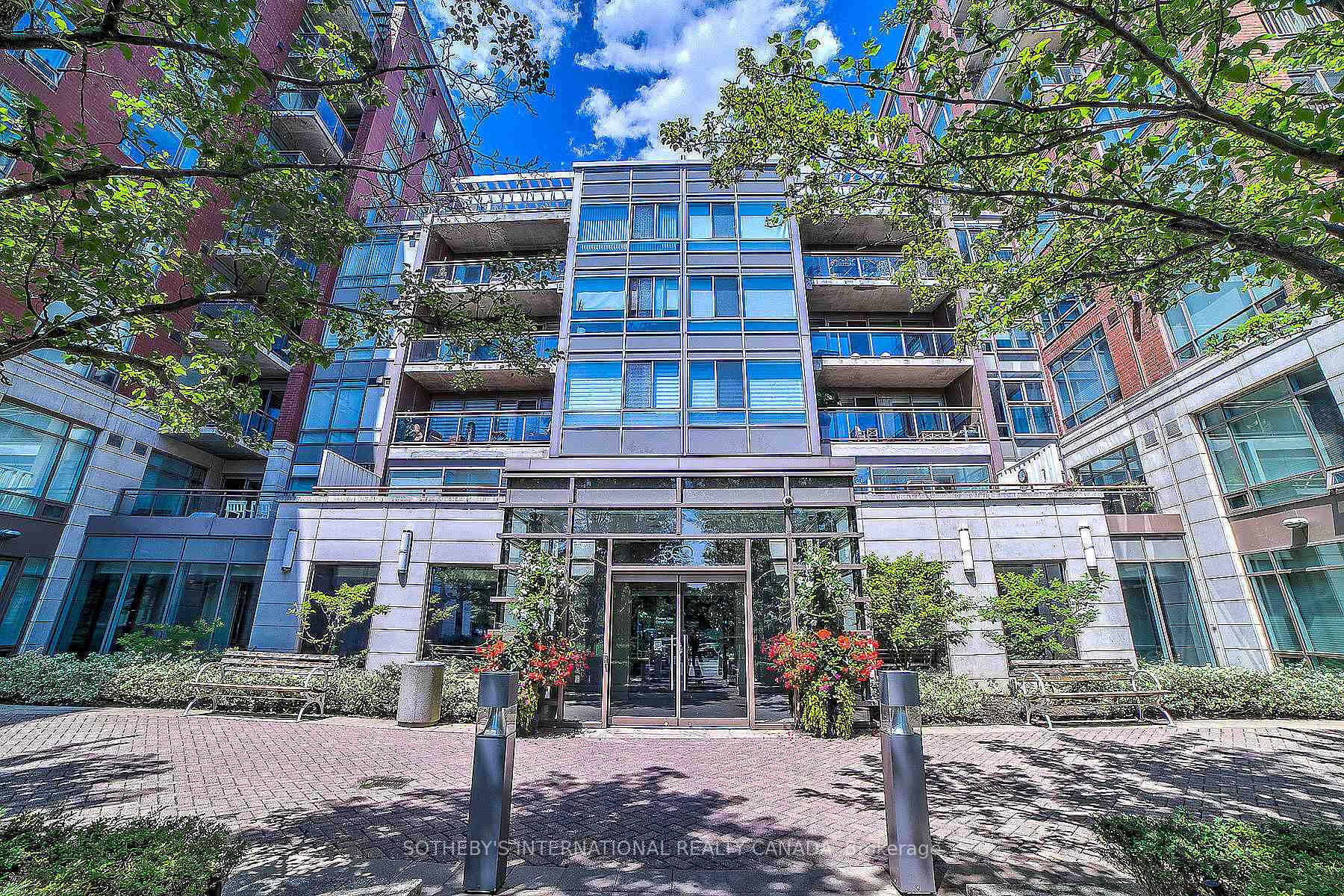 Photo 1 of Unit 302E, 500 Queens Quay W, Toronto, Waterfront Communities — HOMEH