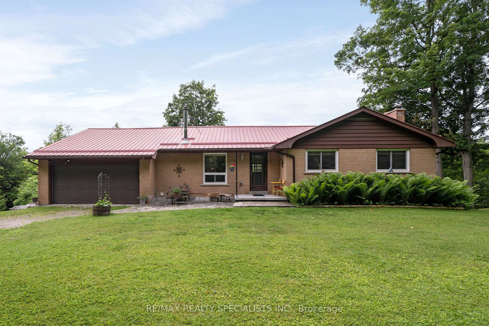 Photo 2 of 913040 7TH Line Ehs, Mono, Rural Mono — HOMEH