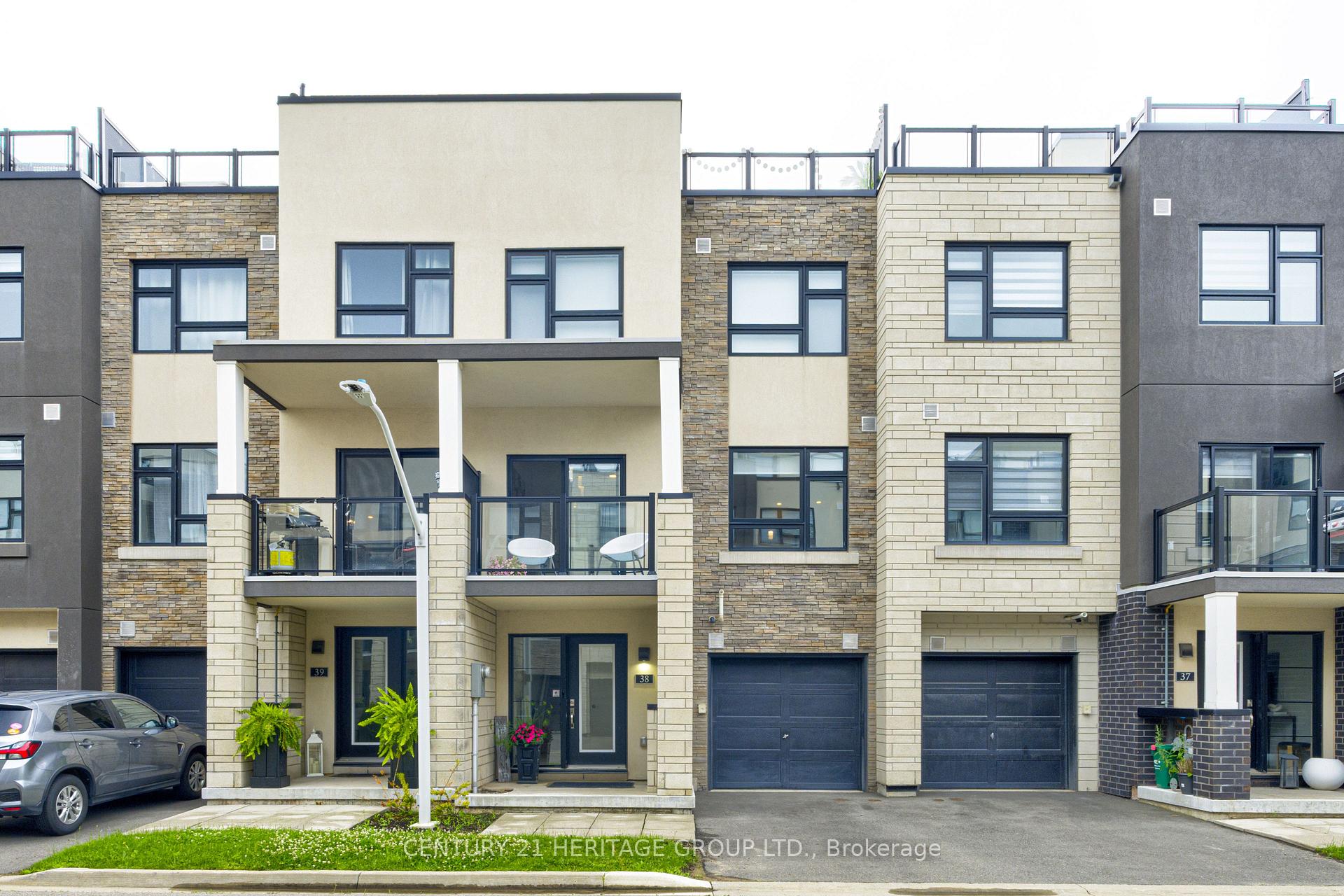 Photo 2 of Unit 38, 1121 Cooke Boulevard, Burlington, LaSalle — HOMEH