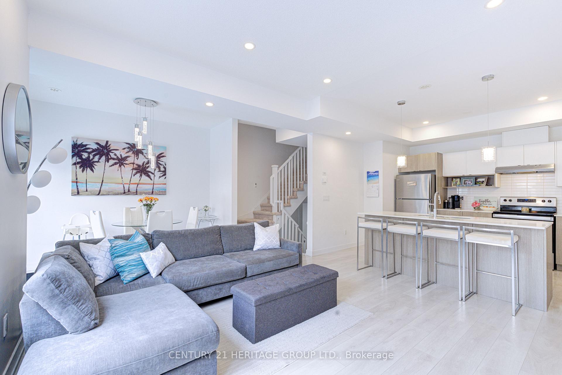 Photo 7 of Unit 38, 1121 Cooke Boulevard, Burlington, LaSalle — HOMEH