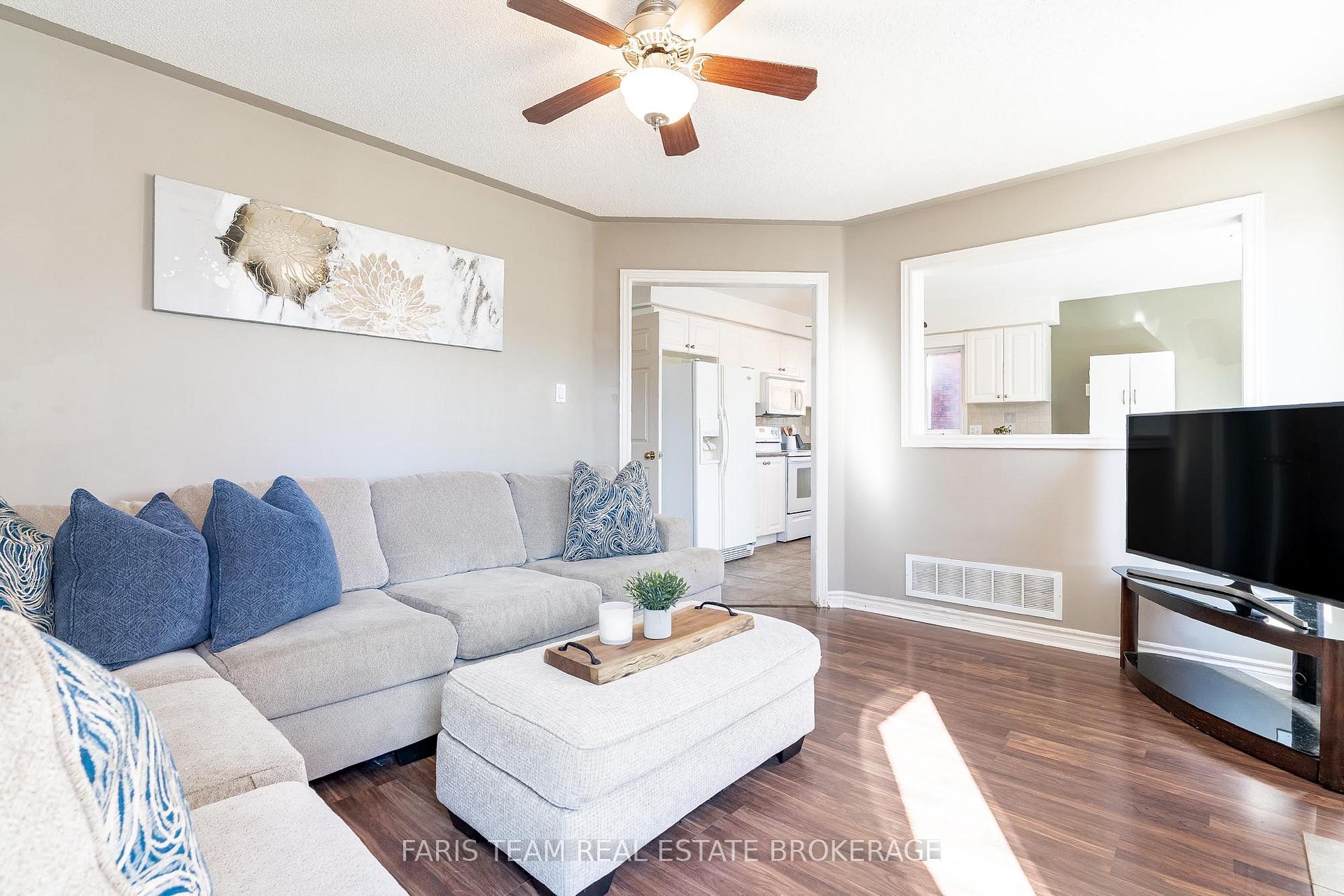 Photo 15 of 63 Jagges Drive, Barrie, Edgehill Drive — HOMEH