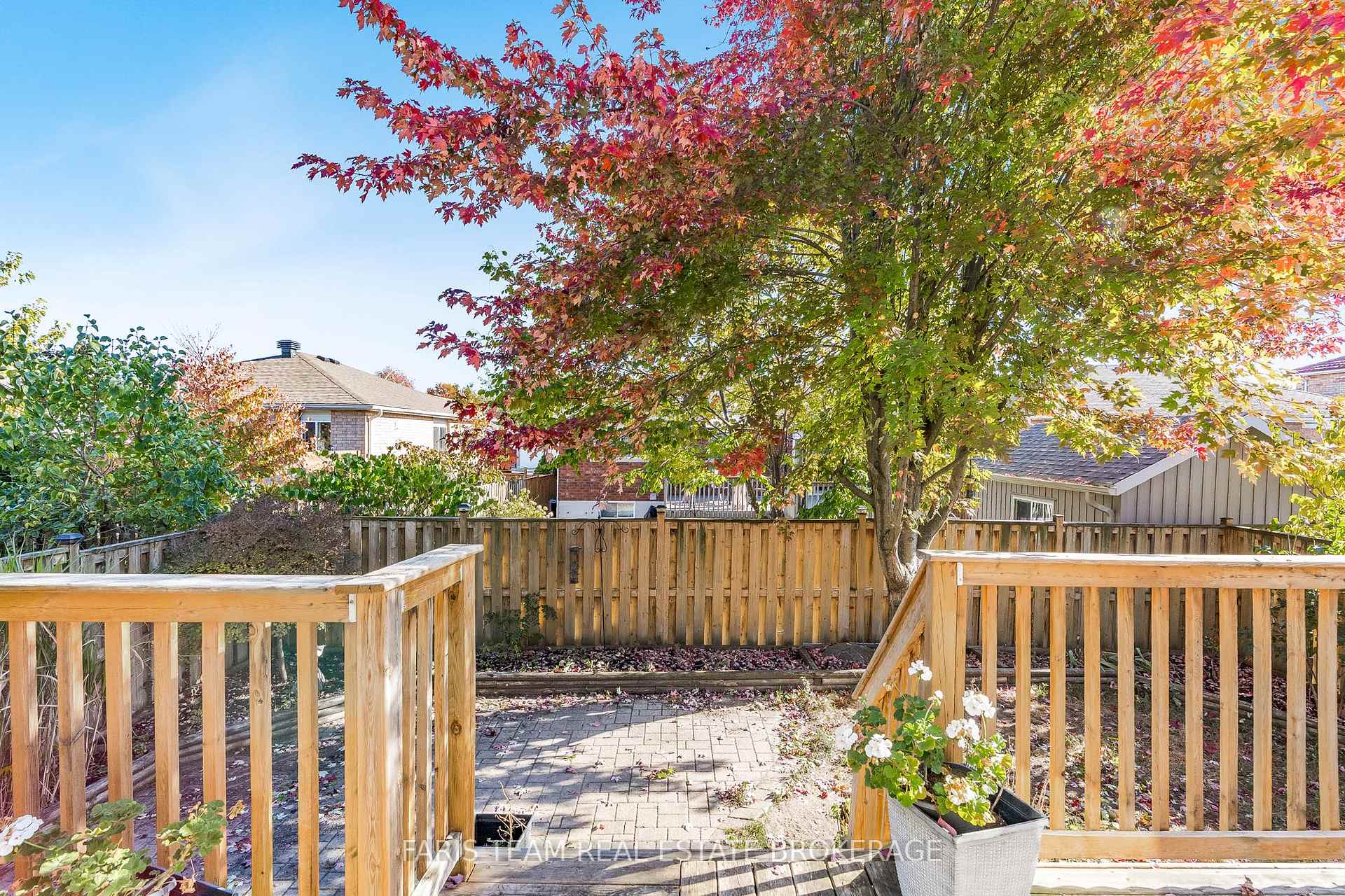 Photo 38 of 63 Jagges Drive, Barrie, Edgehill Drive — HOMEH