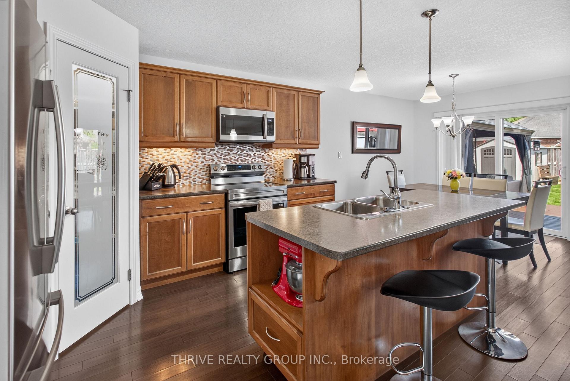 Photo 6 of 66 Peach Tree Boulevard, St. Thomas — HOMEH