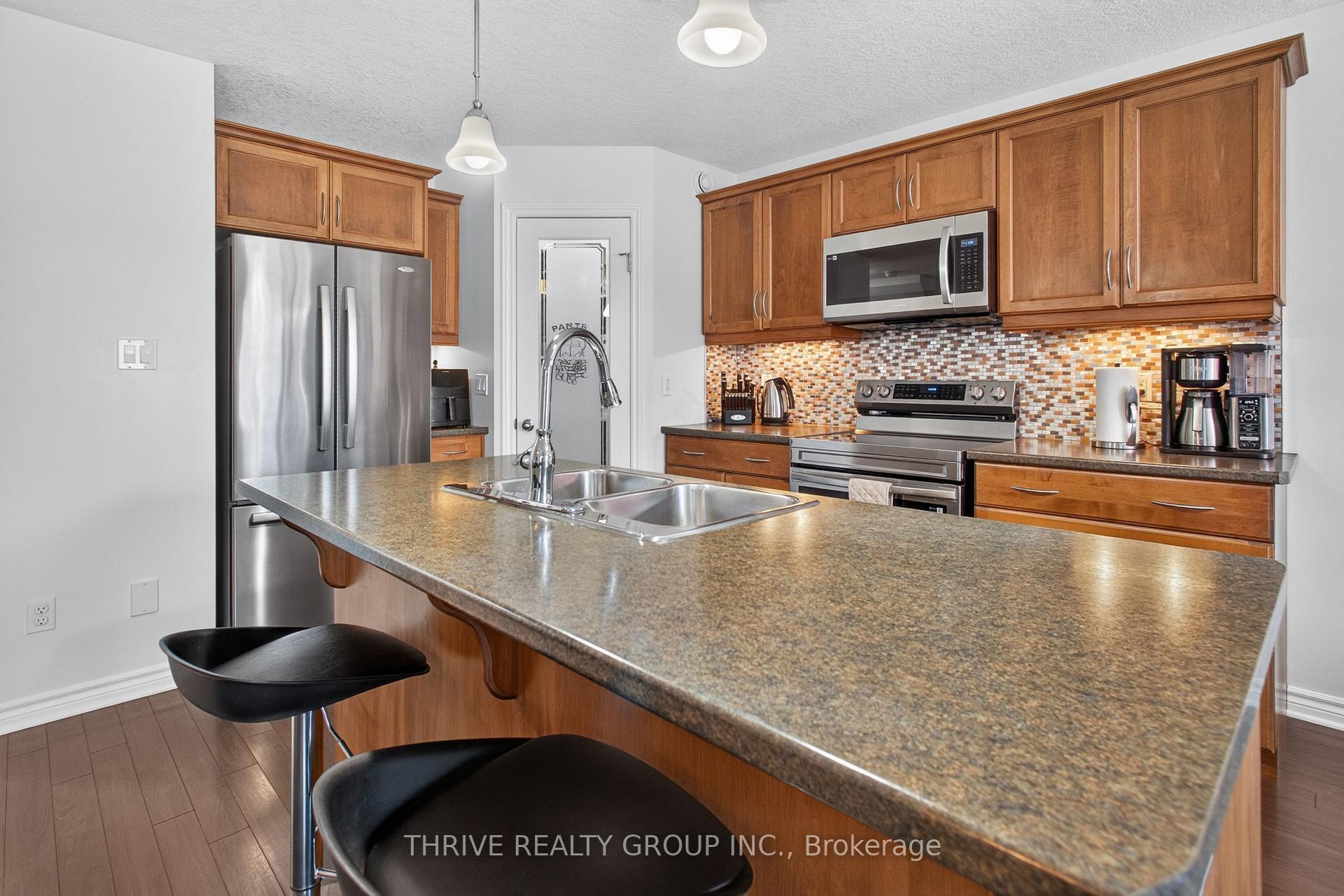 Photo 11 of 66 Peach Tree Boulevard, St. Thomas — HOMEH