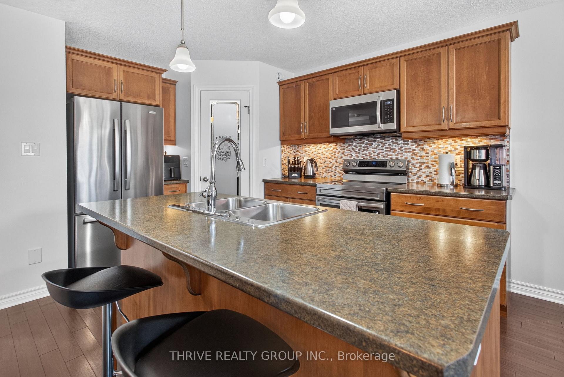 Photo 14 of 66 Peach Tree Boulevard, St. Thomas — HOMEH