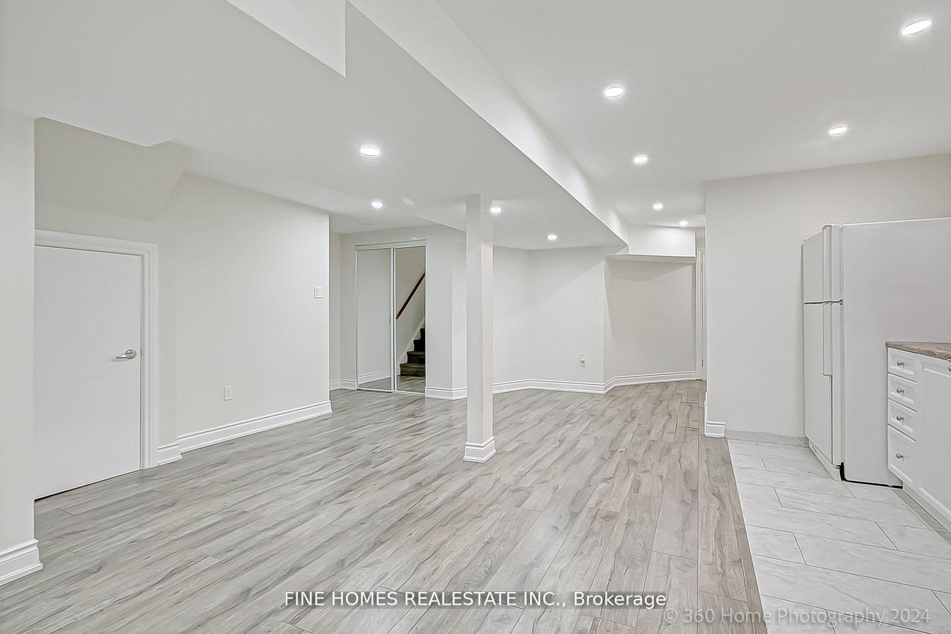 Photo 4 of Unit Lower, 132 Purcell Crescent, Vaughan, Maple — HOMEH