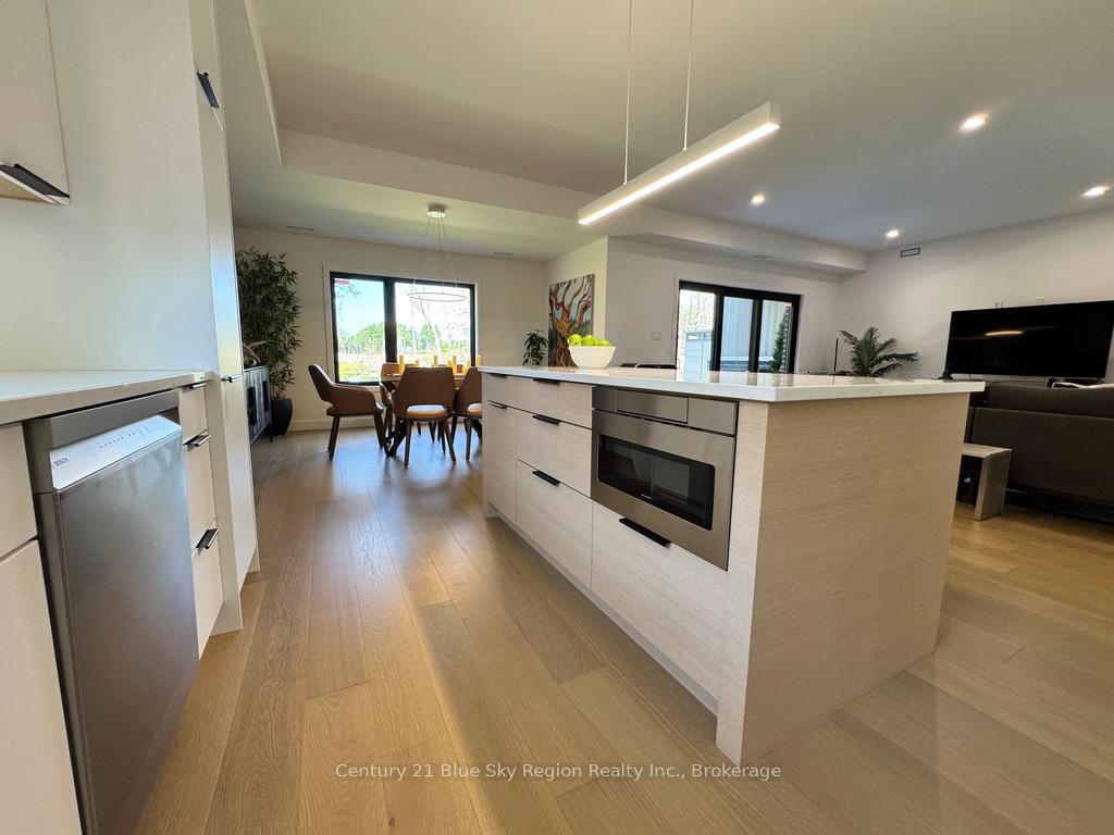 Photo 4 of 19 Katie Ann Crescent, North Bay, Airport — HOMEH