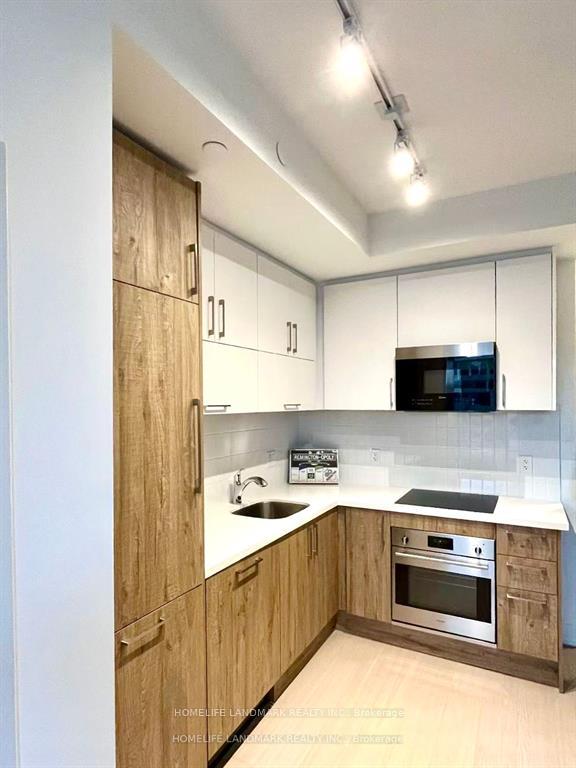 Photo 2 of Unit D415, 38 Andre De Grasse Street, Markham, Unionville — HOMEH