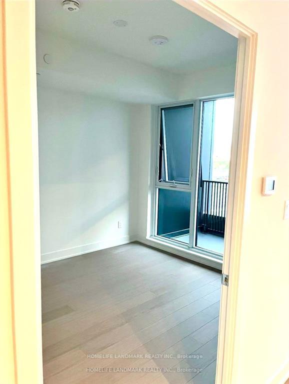 Photo 5 of Unit D415, 38 Andre De Grasse Street, Markham, Unionville — HOMEH