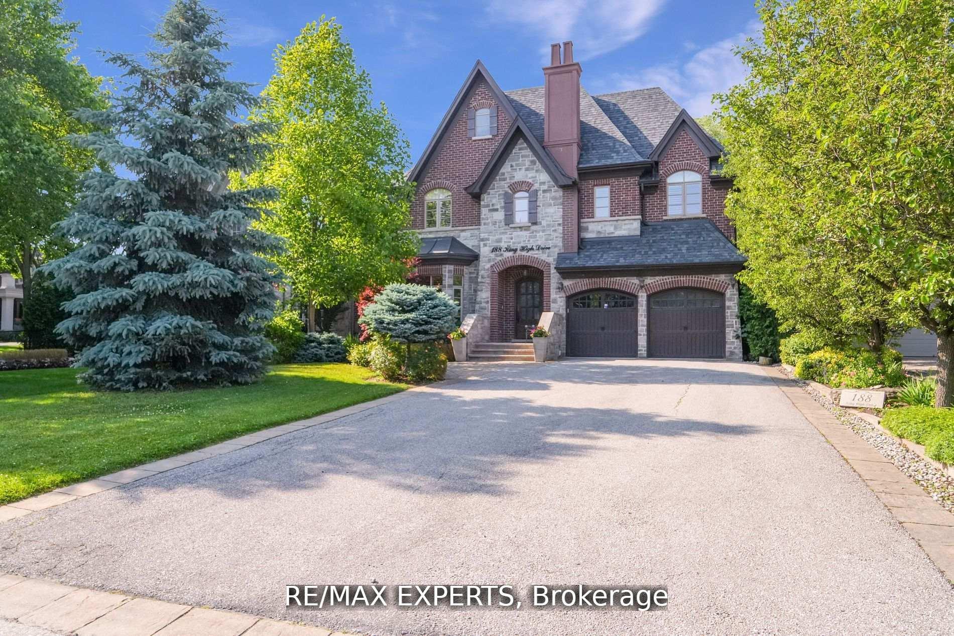Photo 2 of 188 King High Drive, Vaughan, Beverley Glen — HOMEH