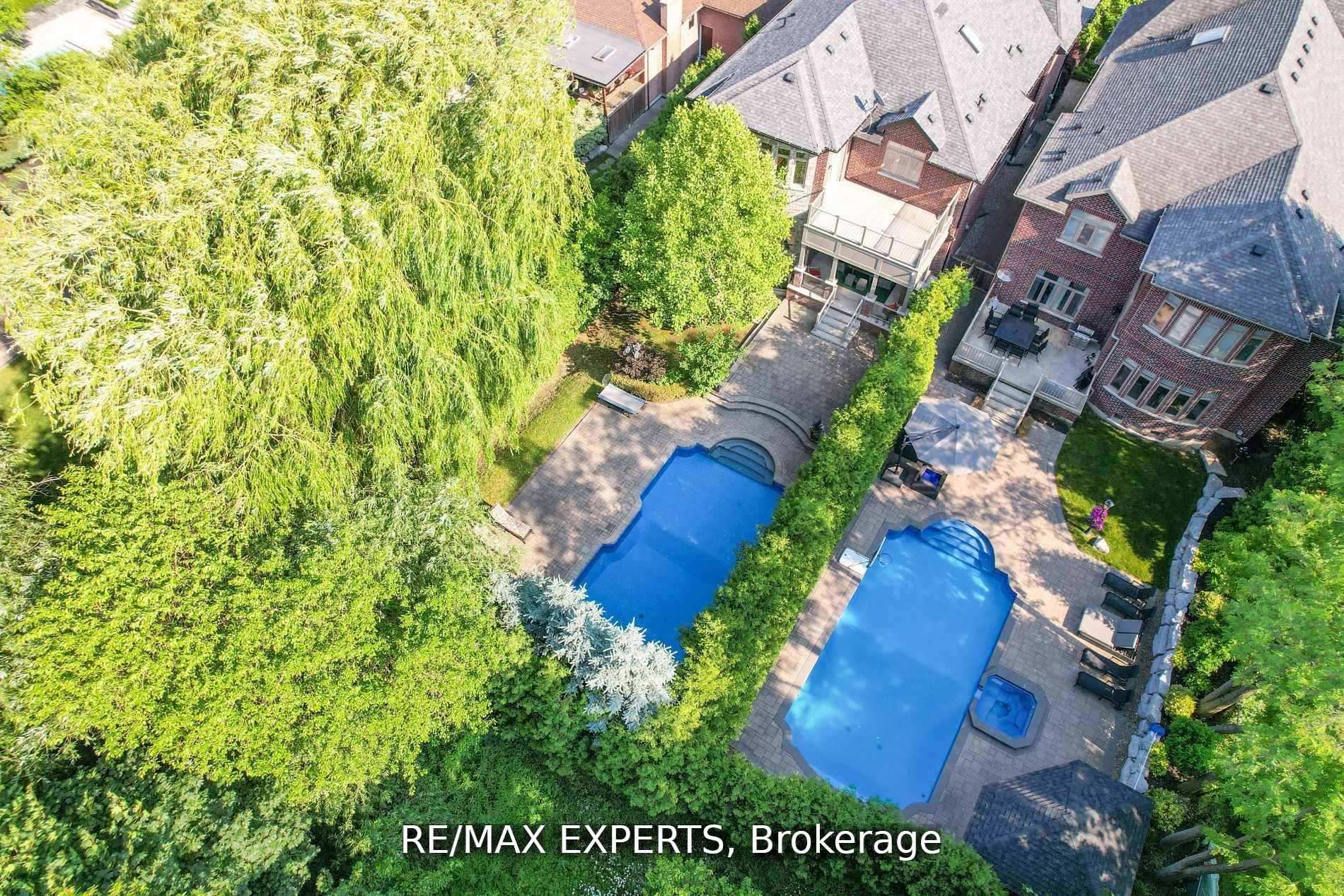 Photo 5 of 188 King High Drive, Vaughan, Beverley Glen — HOMEH