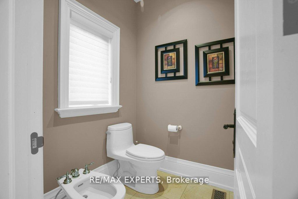 Photo 21 of 188 King High Drive, Vaughan, Beverley Glen — HOMEH