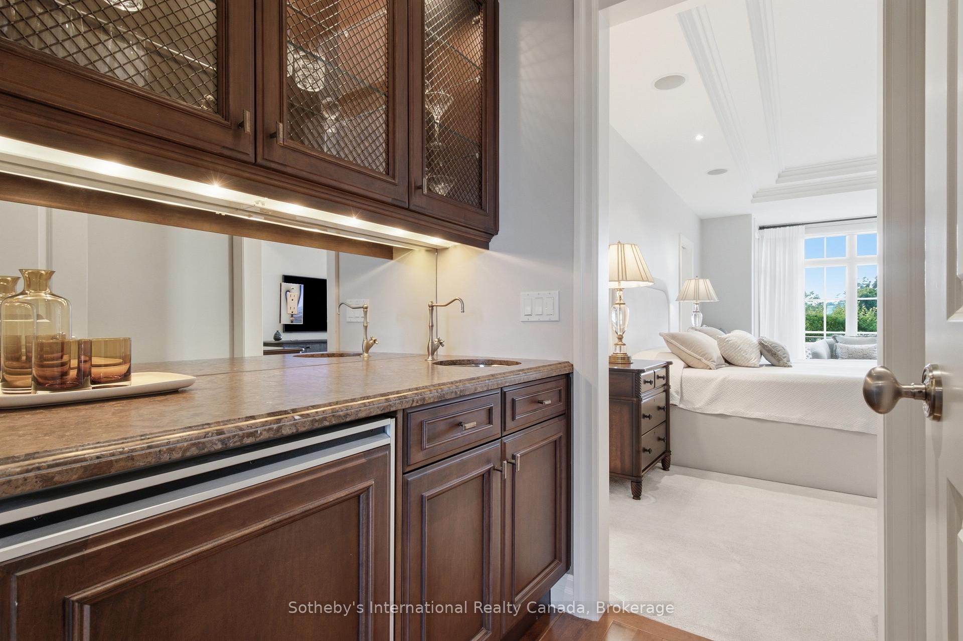 Photo 16 of 28 Deer Ridge Crescent, Kitchener, Pioneer Tower West — HOMEH
