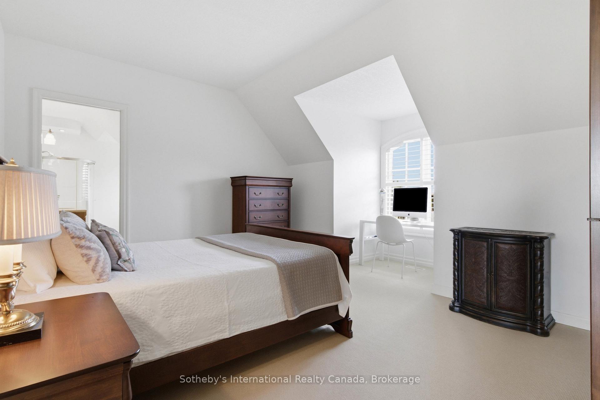 Photo 24 of 28 Deer Ridge Crescent, Kitchener, Pioneer Tower West — HOMEH