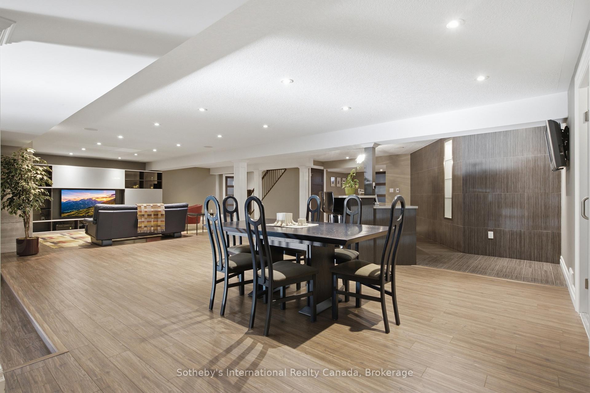 Photo 28 of 28 Deer Ridge Crescent, Kitchener, Pioneer Tower West — HOMEH