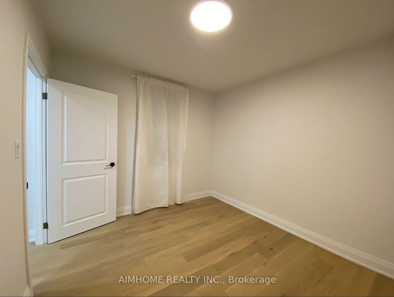 Photo 5 of Unit 2, 98 Hope Avenue, Hamilton, Homeside — HOMEH