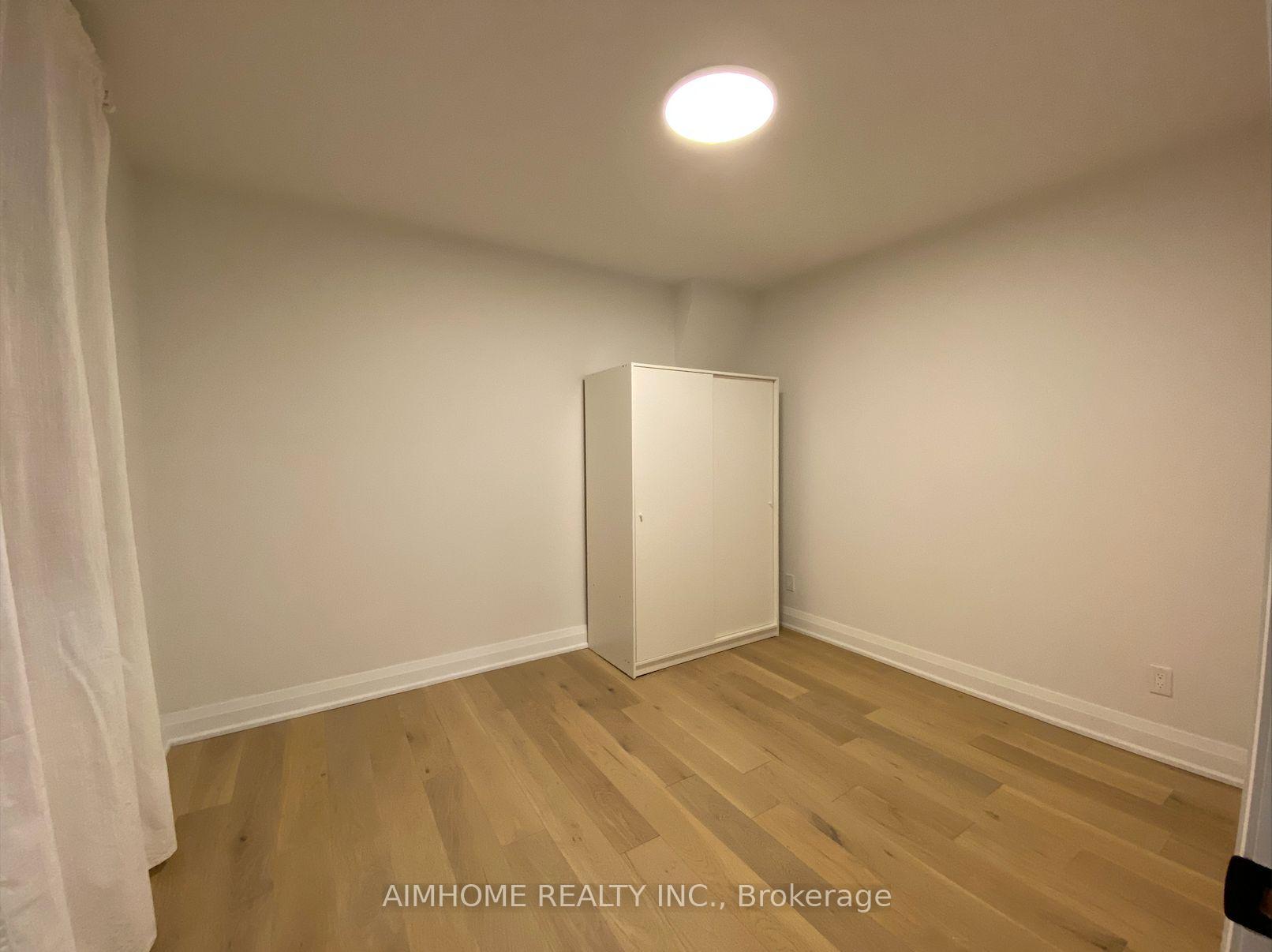 Photo 6 of Unit 2, 98 Hope Avenue, Hamilton, Homeside — HOMEH