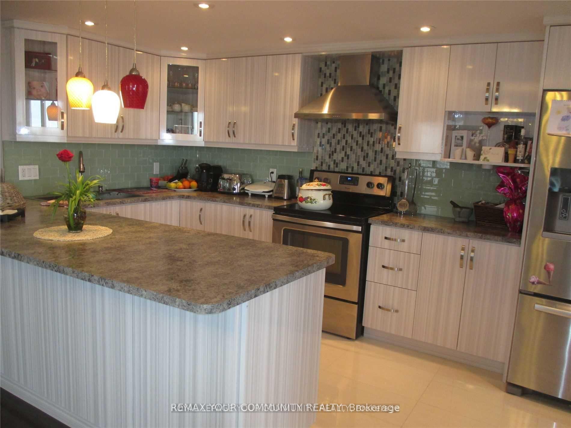Photo 4 of Unit 2001, 205 Wynford Drive, Toronto, Flemingdon Park — HOMEH