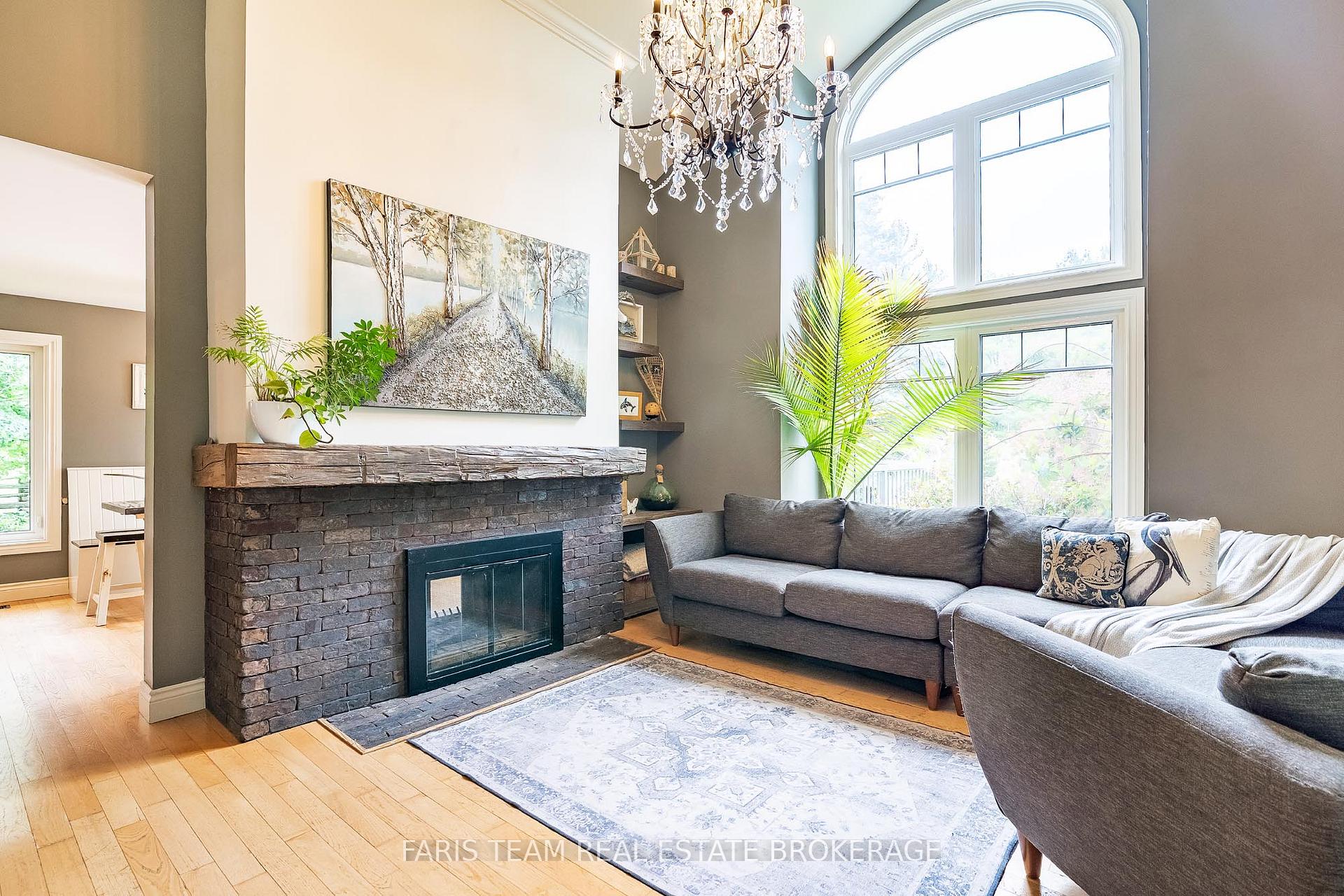 Photo 14 of 2268 Flos Road 10 E, Springwater, Rural Springwater — HOMEH