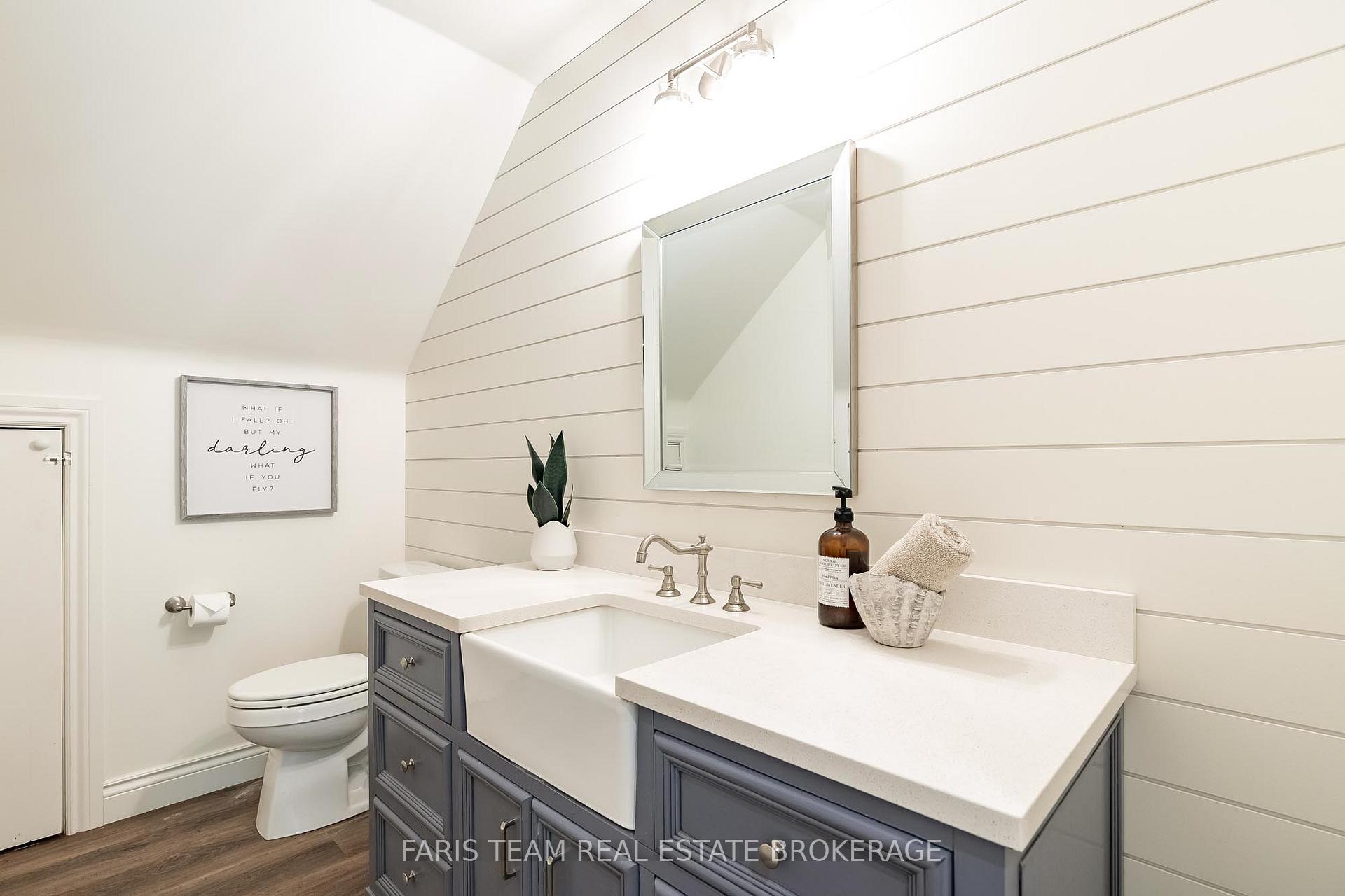Photo 25 of 2268 Flos Road 10 E, Springwater, Rural Springwater — HOMEH