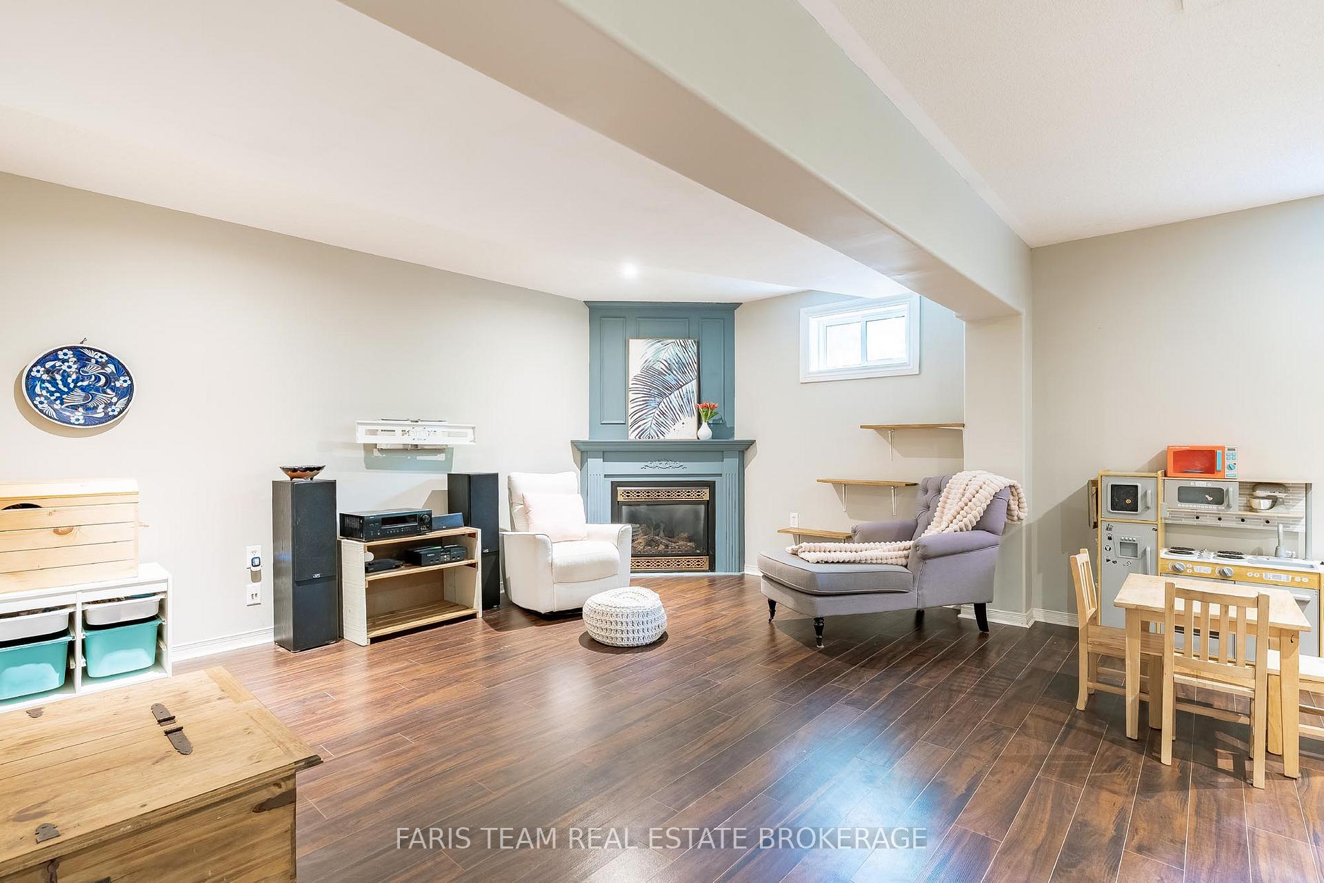 Photo 27 of 2268 Flos Road 10 E, Springwater, Rural Springwater — HOMEH