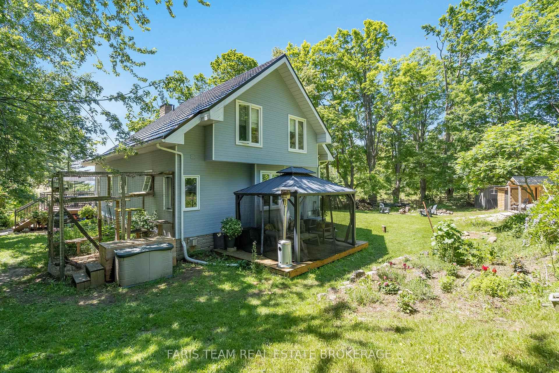 Photo 36 of 2268 Flos Road 10 E, Springwater, Rural Springwater — HOMEH