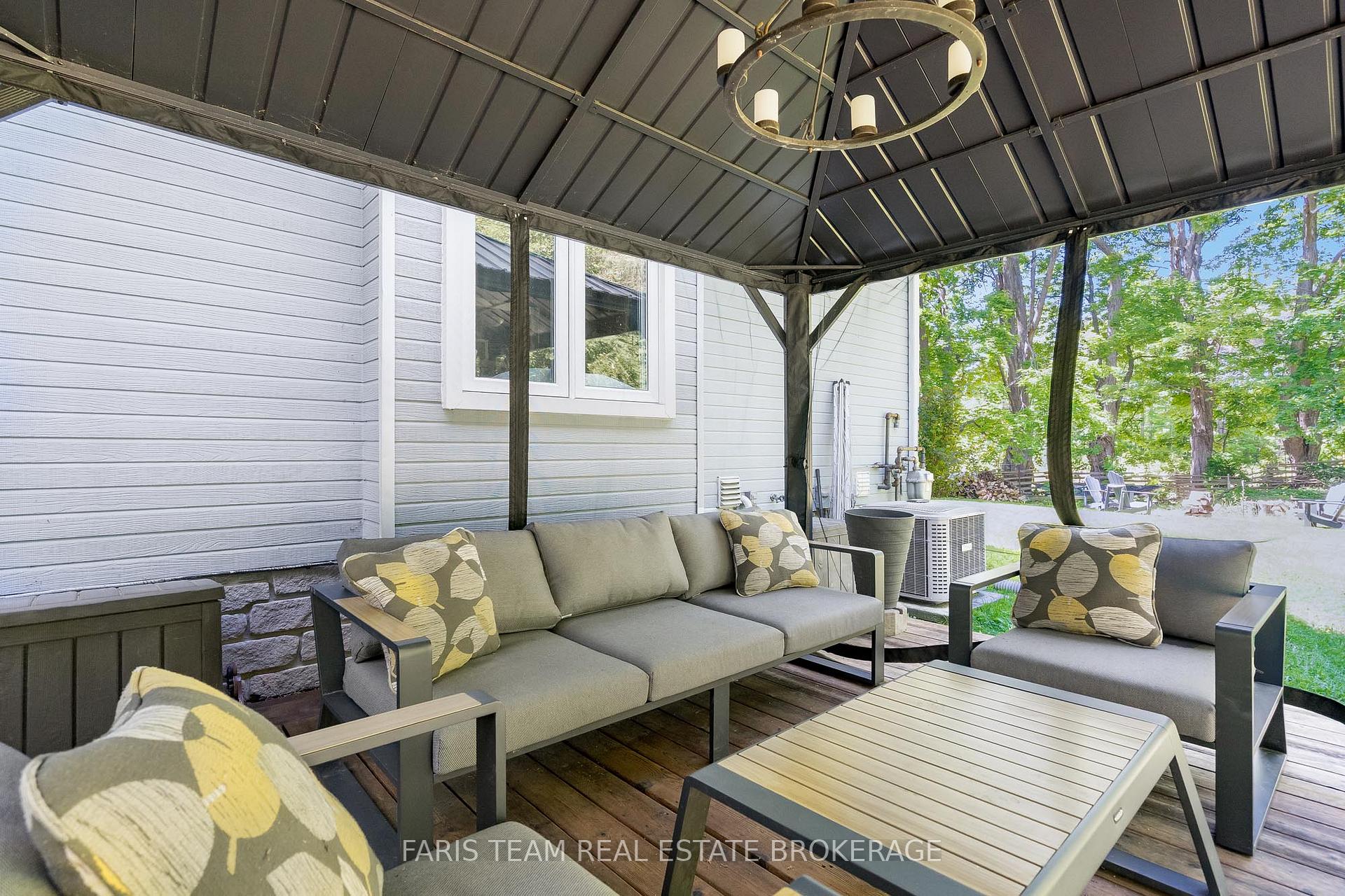 Photo 37 of 2268 Flos Road 10 E, Springwater, Rural Springwater — HOMEH