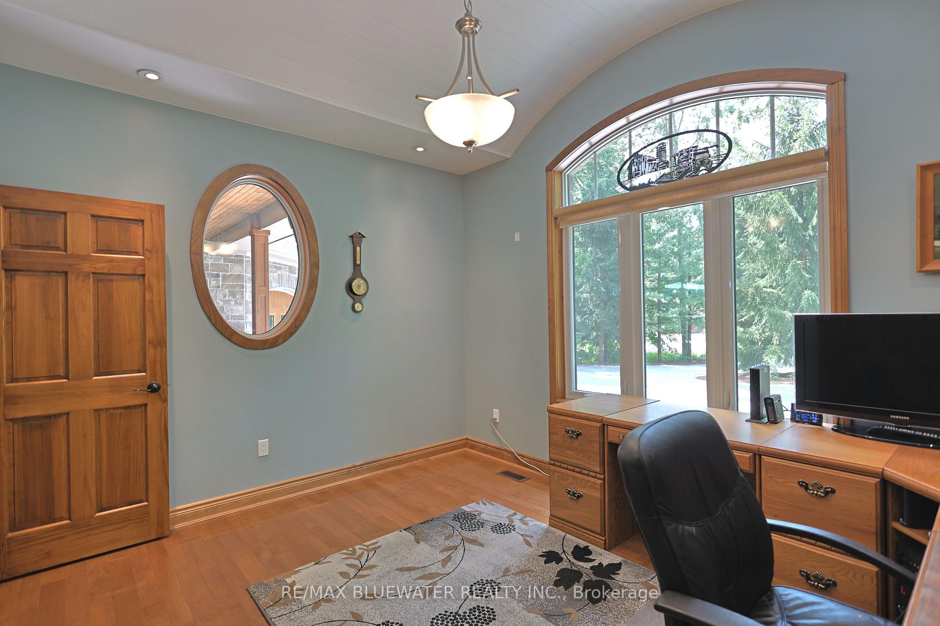 Photo 27 of 9956 Pinetree Crescent, Lambton Shores, Grand Bend — HOMEH