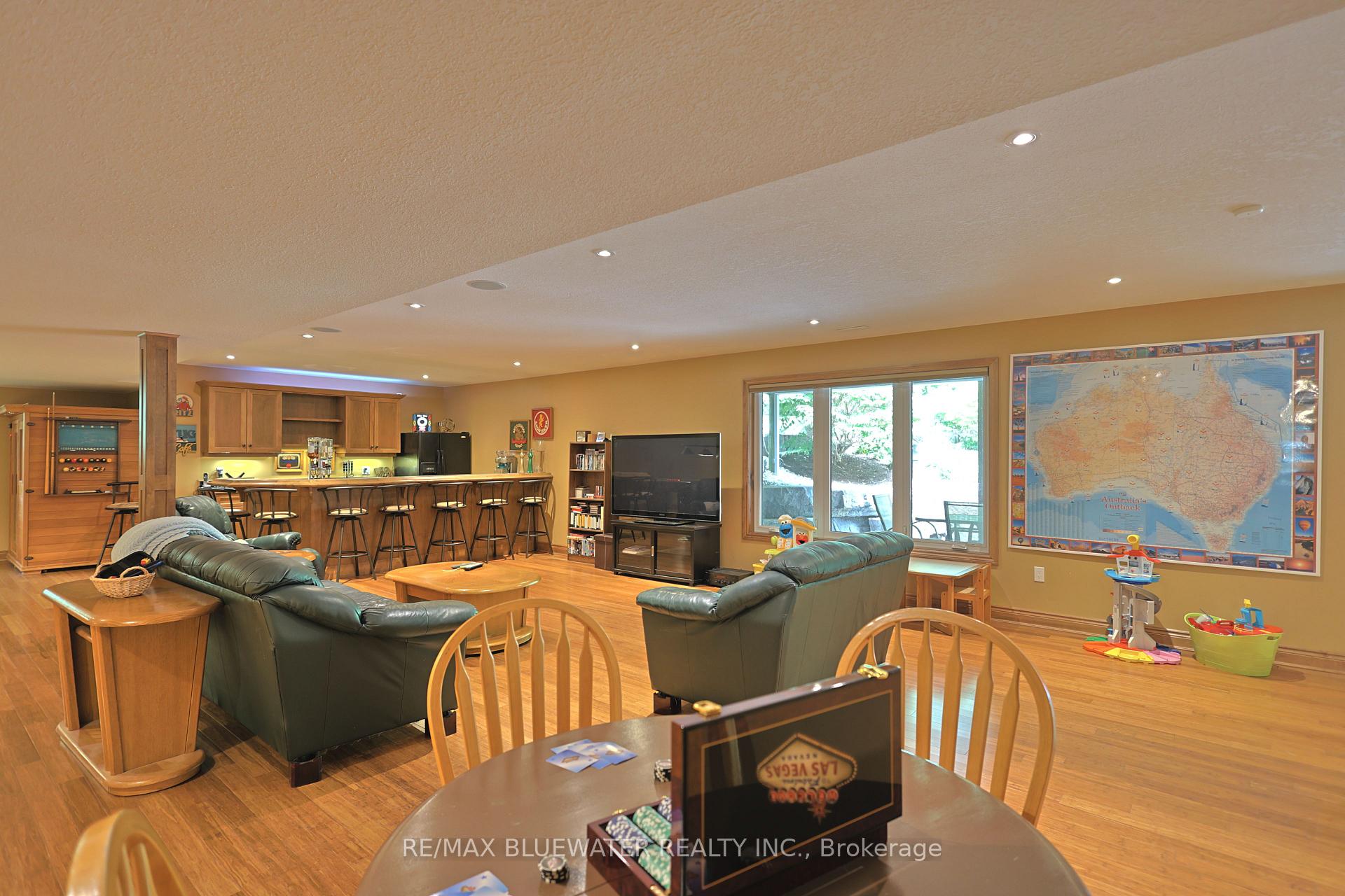 Photo 35 of 9956 Pinetree Crescent, Lambton Shores, Grand Bend — HOMEH