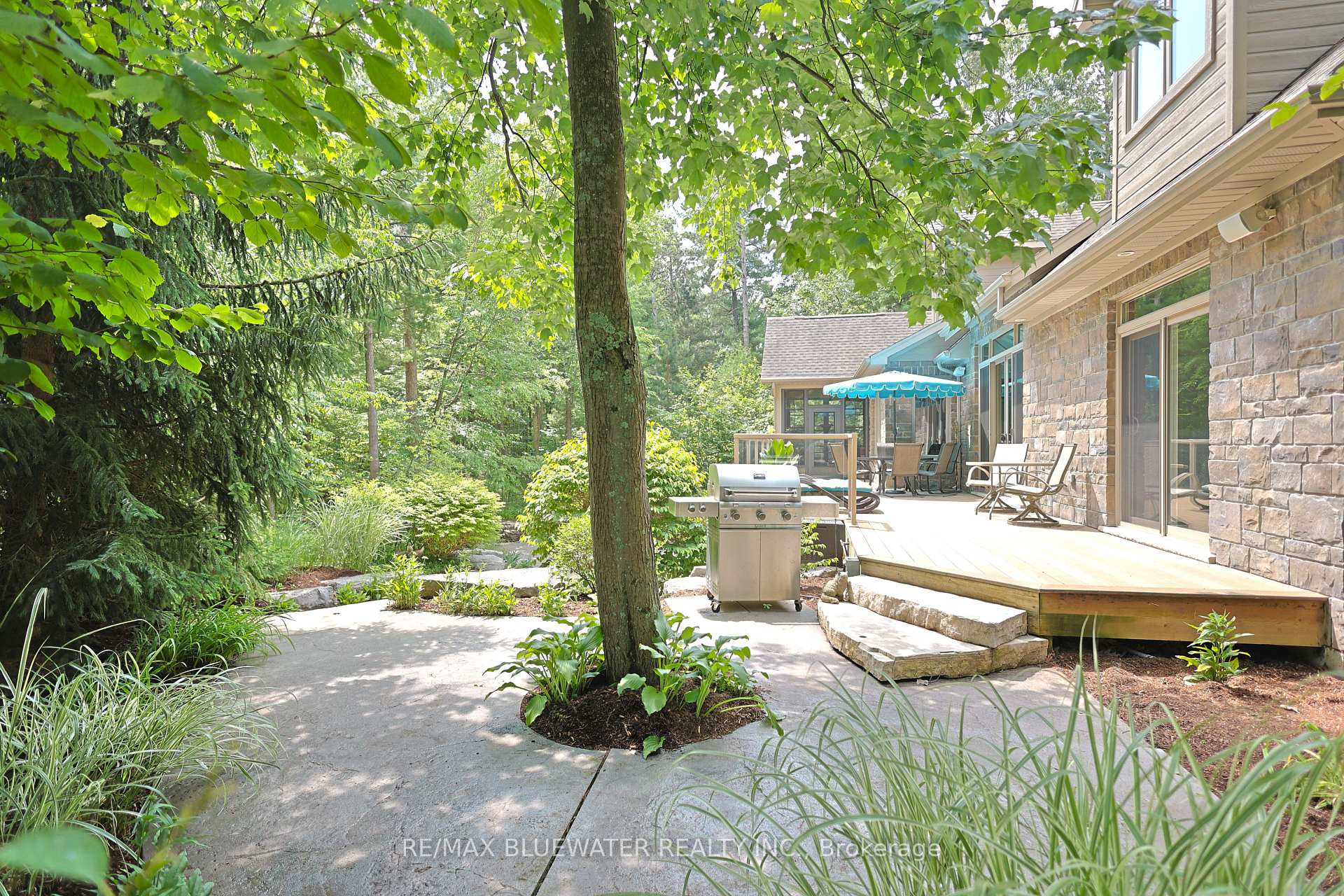 Photo 43 of 9956 Pinetree Crescent, Lambton Shores, Grand Bend — HOMEH
