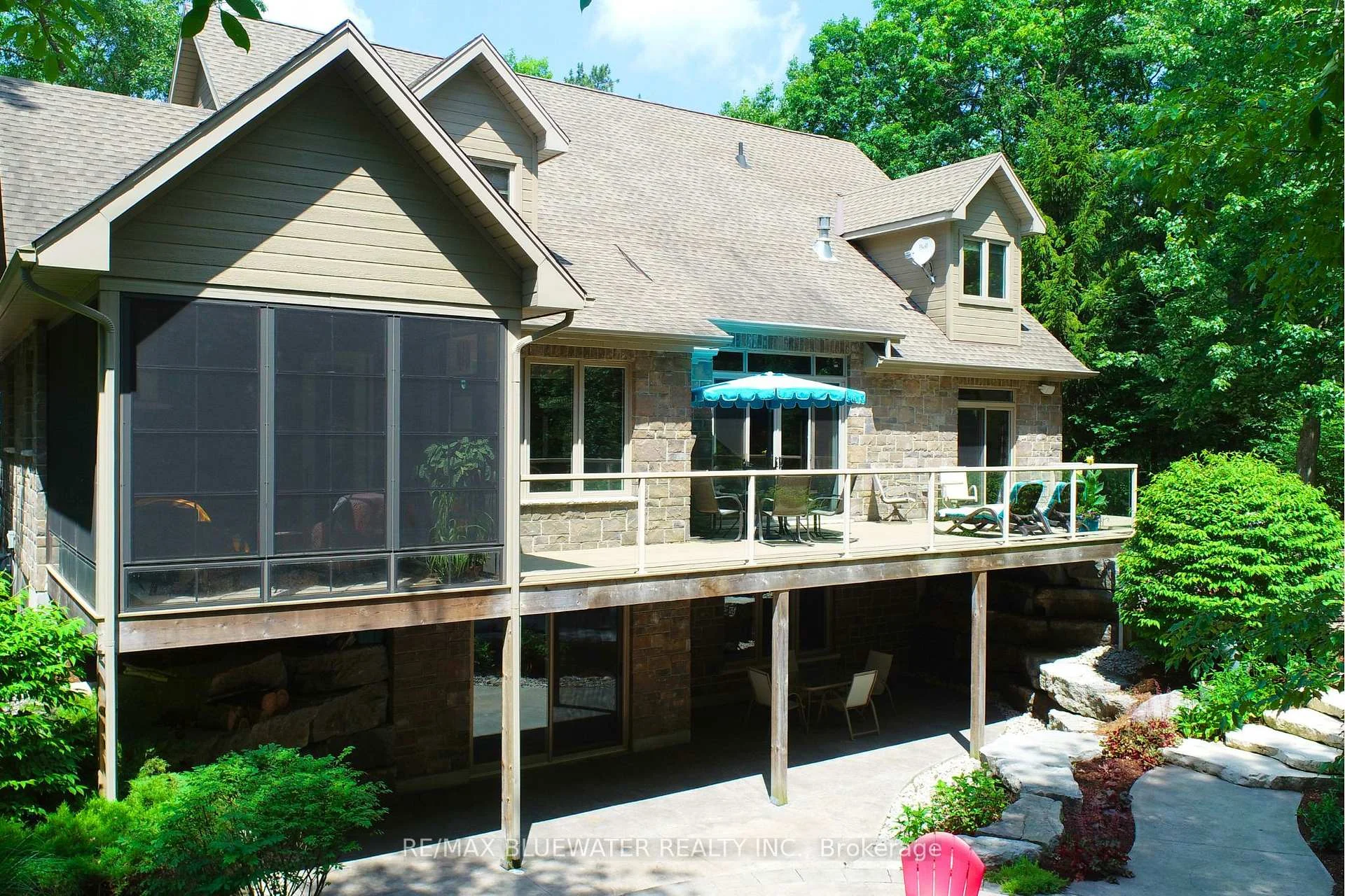 Photo 41 of 9956 Pinetree Crescent, Lambton Shores, Grand Bend — HOMEH