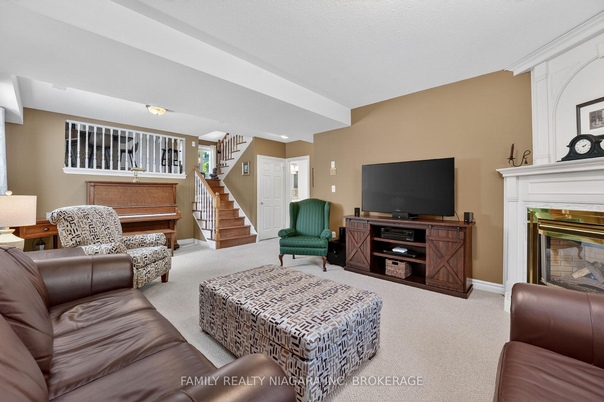 Photo 27 of 7558 Canterbury Crescent, Niagara Falls, Mt. Carmel — HOMEH