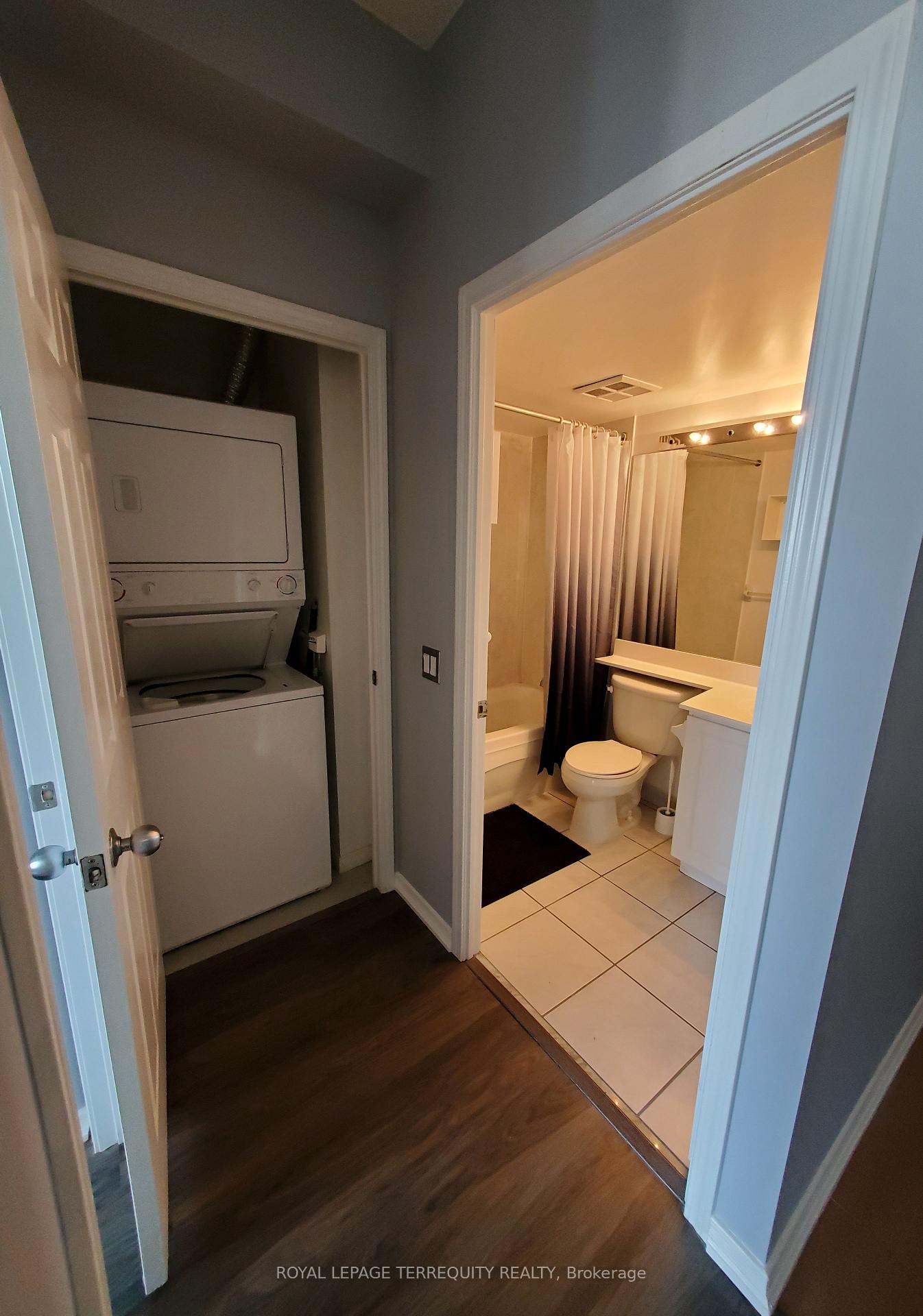 Photo 6 of Unit PH201, 155 Beecroft Road, North York, Lansing-Westgate — HOMEH