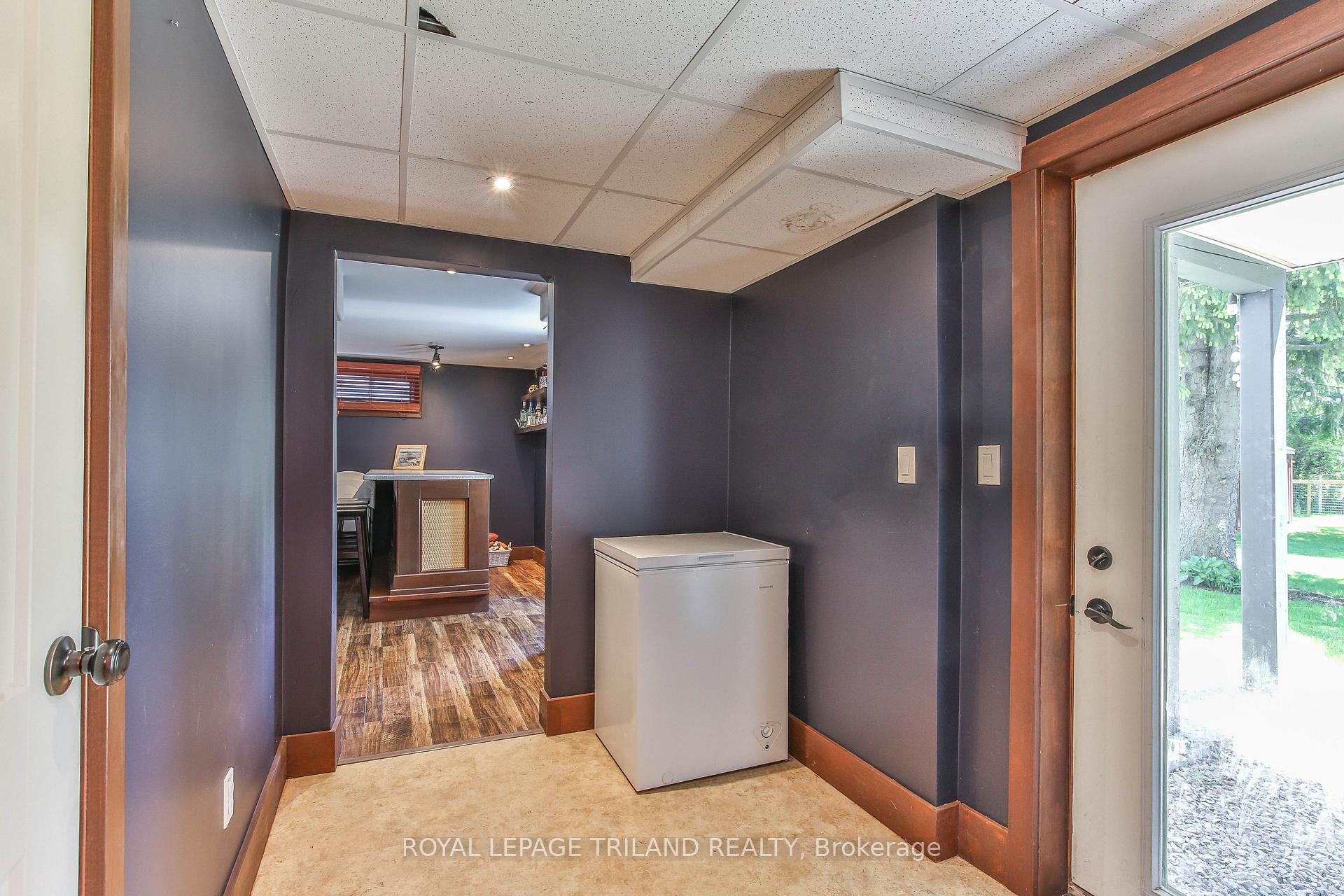 Photo 31 of 415 Main Street E, Norwich, Springford — HOMEH