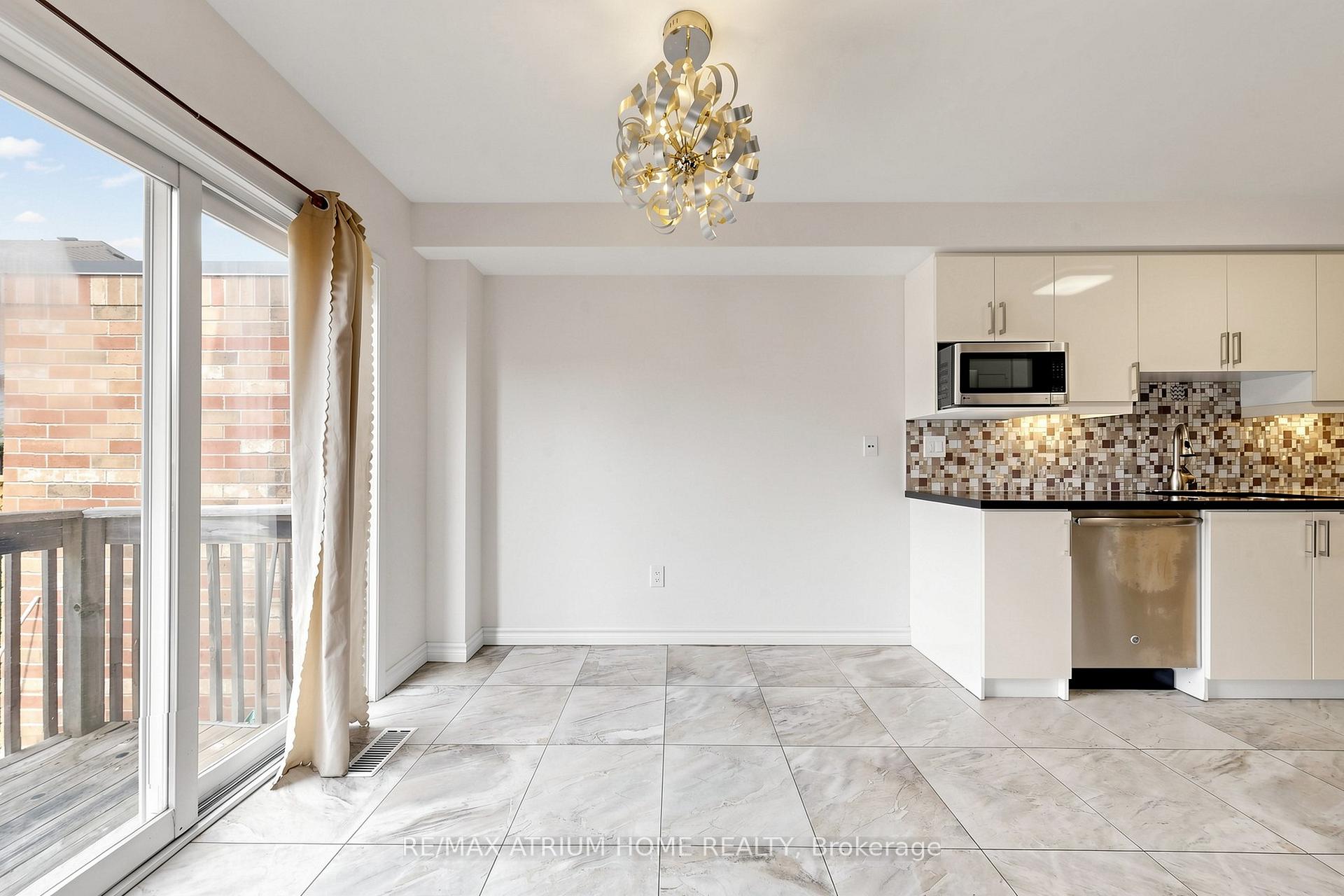 Photo 14 of 3077 Hawktail Crescent, Mississauga, Churchill Meadows — HOMEH