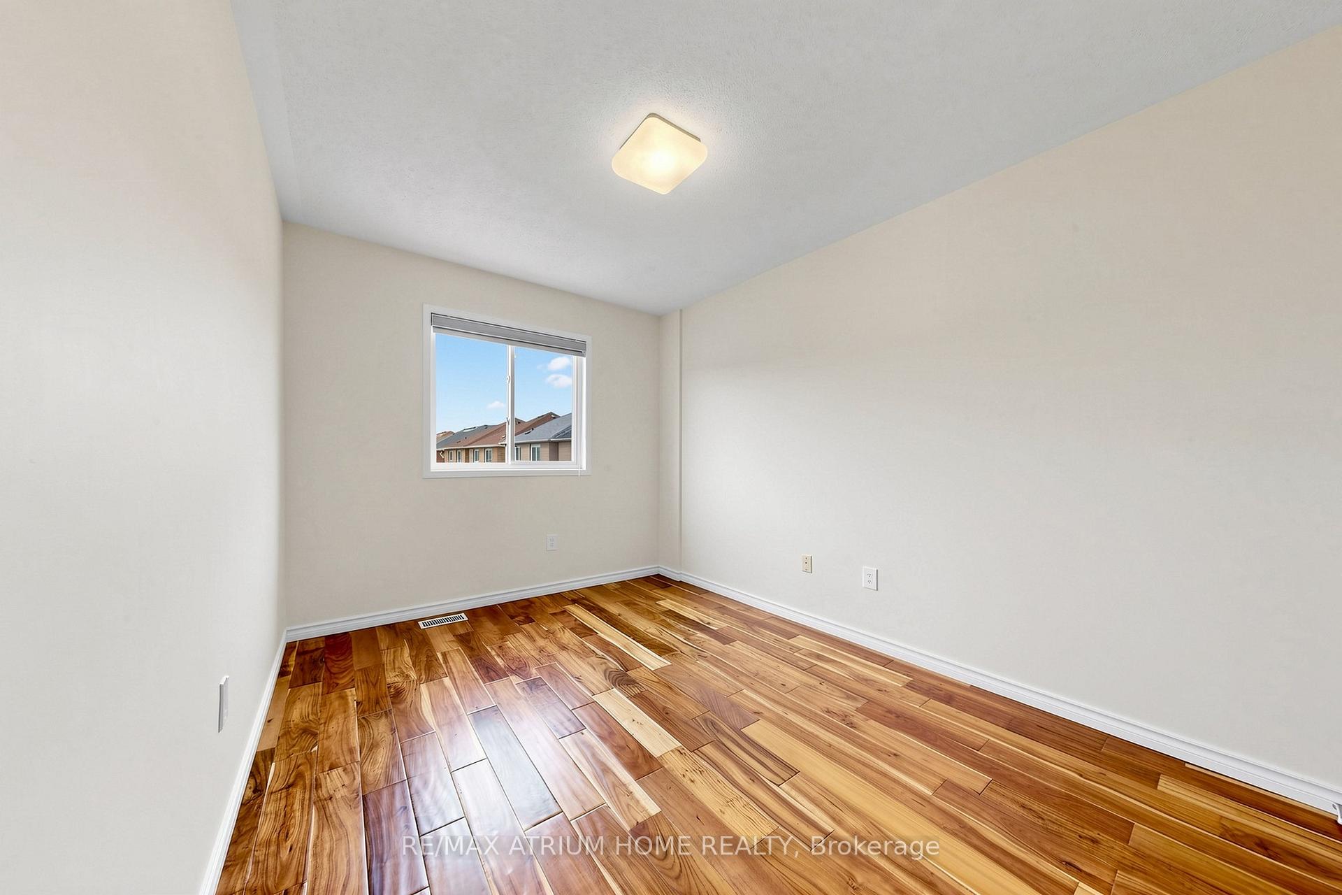 Photo 24 of 3077 Hawktail Crescent, Mississauga, Churchill Meadows — HOMEH