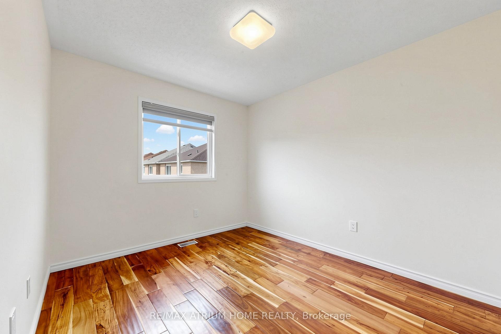 Photo 28 of 3077 Hawktail Crescent, Mississauga, Churchill Meadows — HOMEH