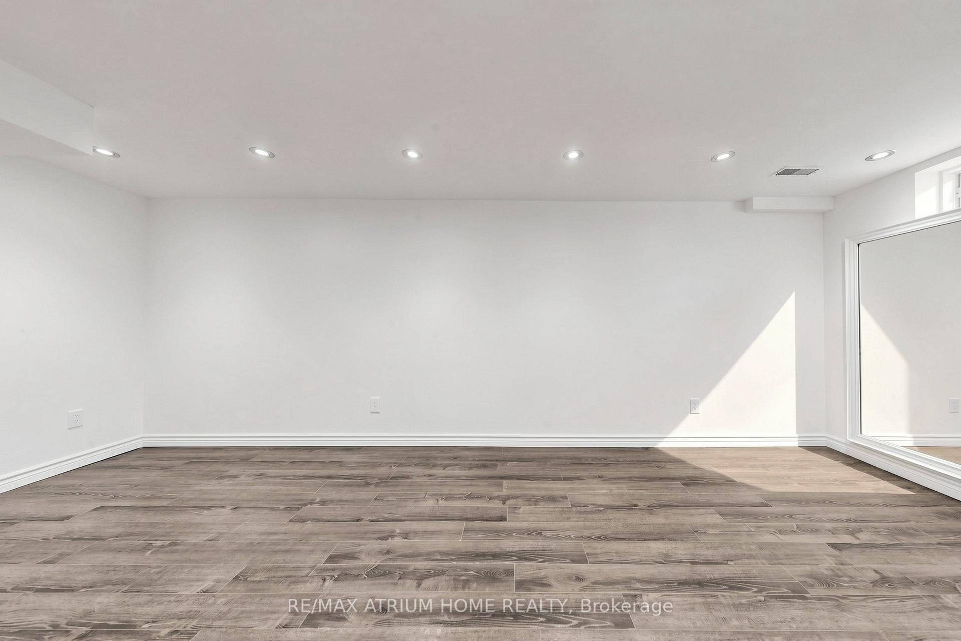 Photo 34 of 3077 Hawktail Crescent, Mississauga, Churchill Meadows — HOMEH