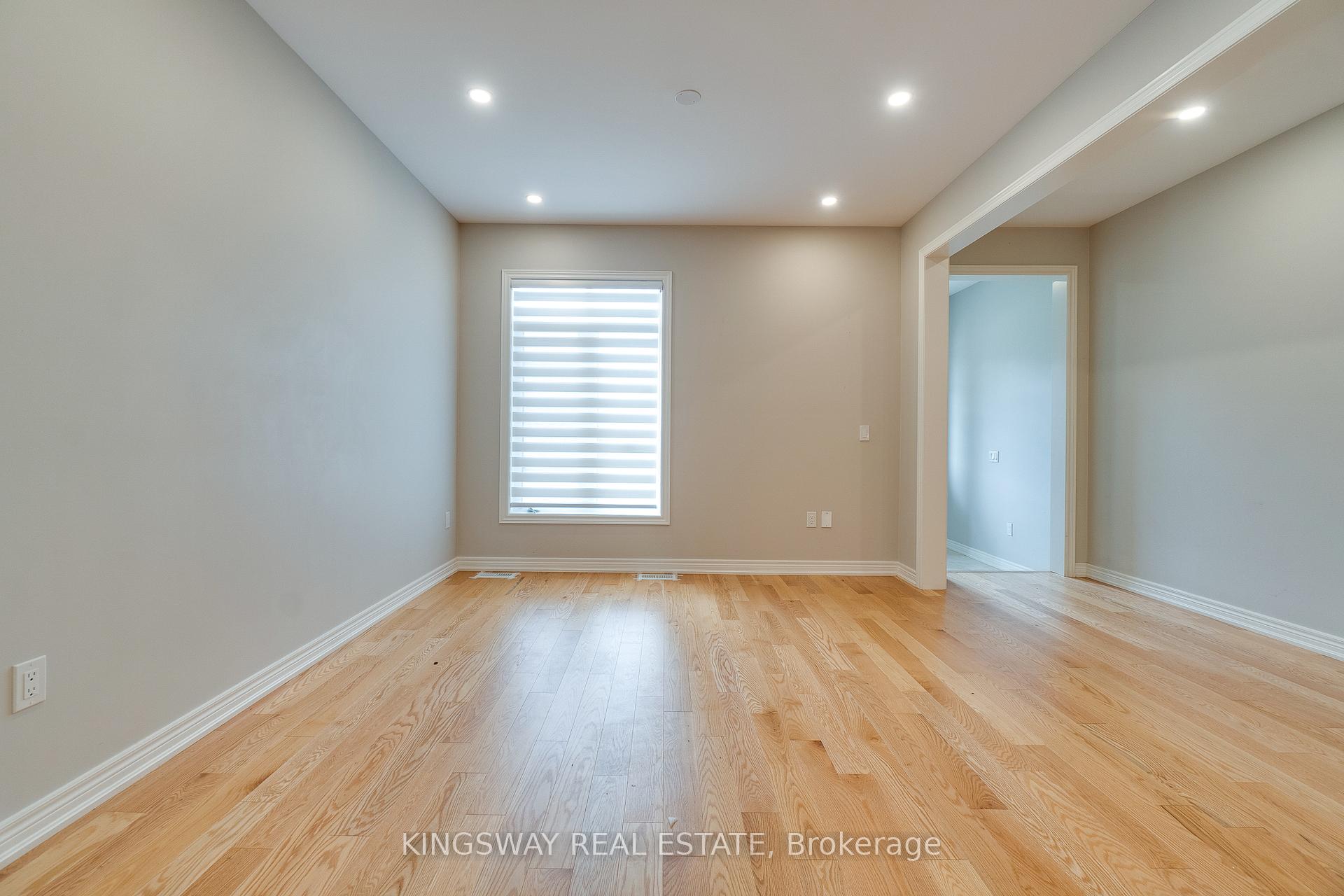 Photo 7 of 177 Whittington Drive, Hamilton, Meadowlands — HOMEH